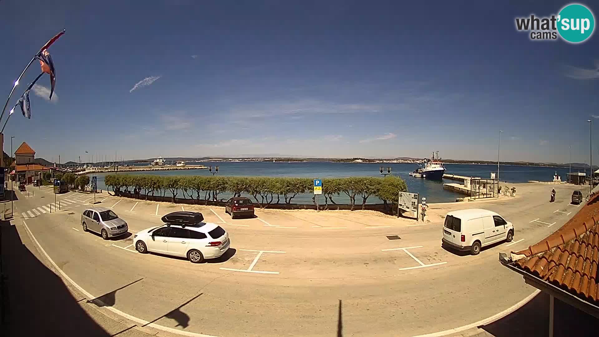 Spletna kamera Tkon – trajektni terminal