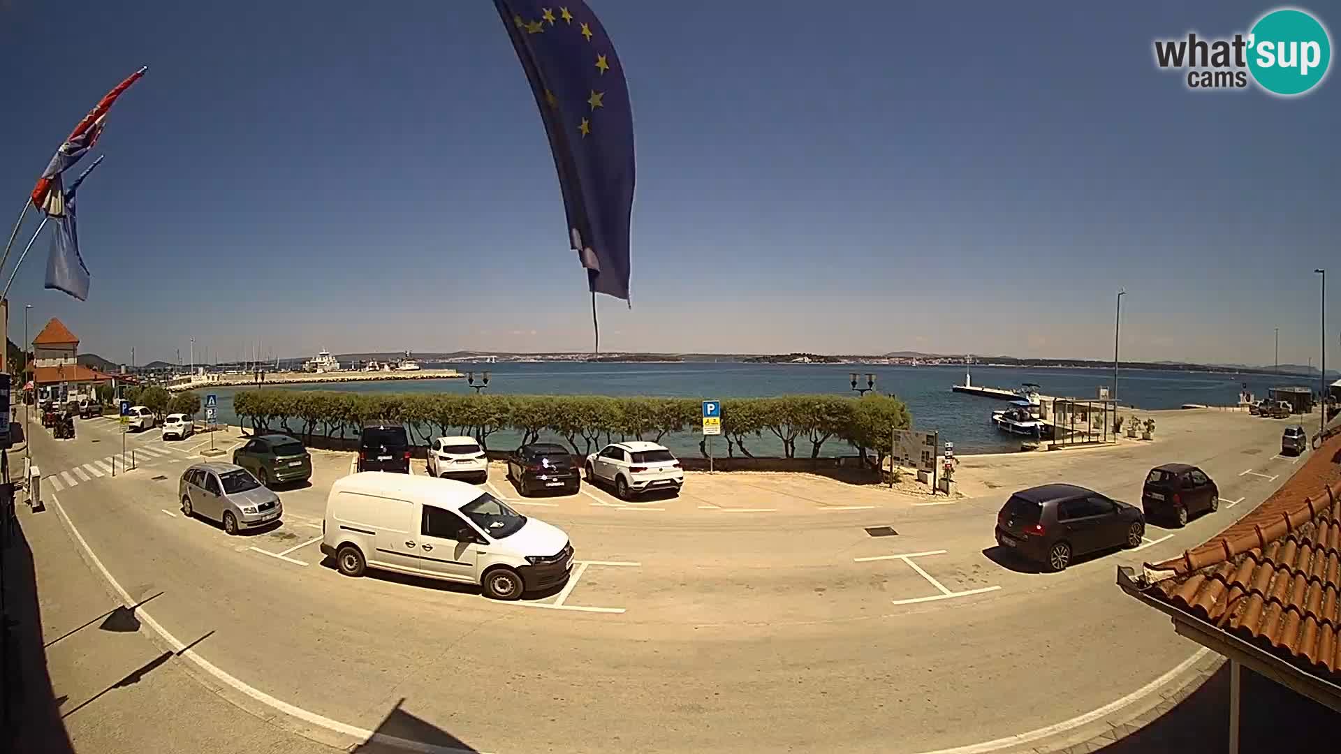 Spletna kamera Tkon – trajektni terminal