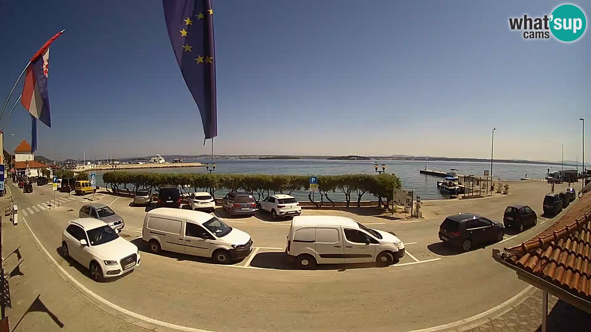 Web kamer u živo Tkon – trajektni terminal