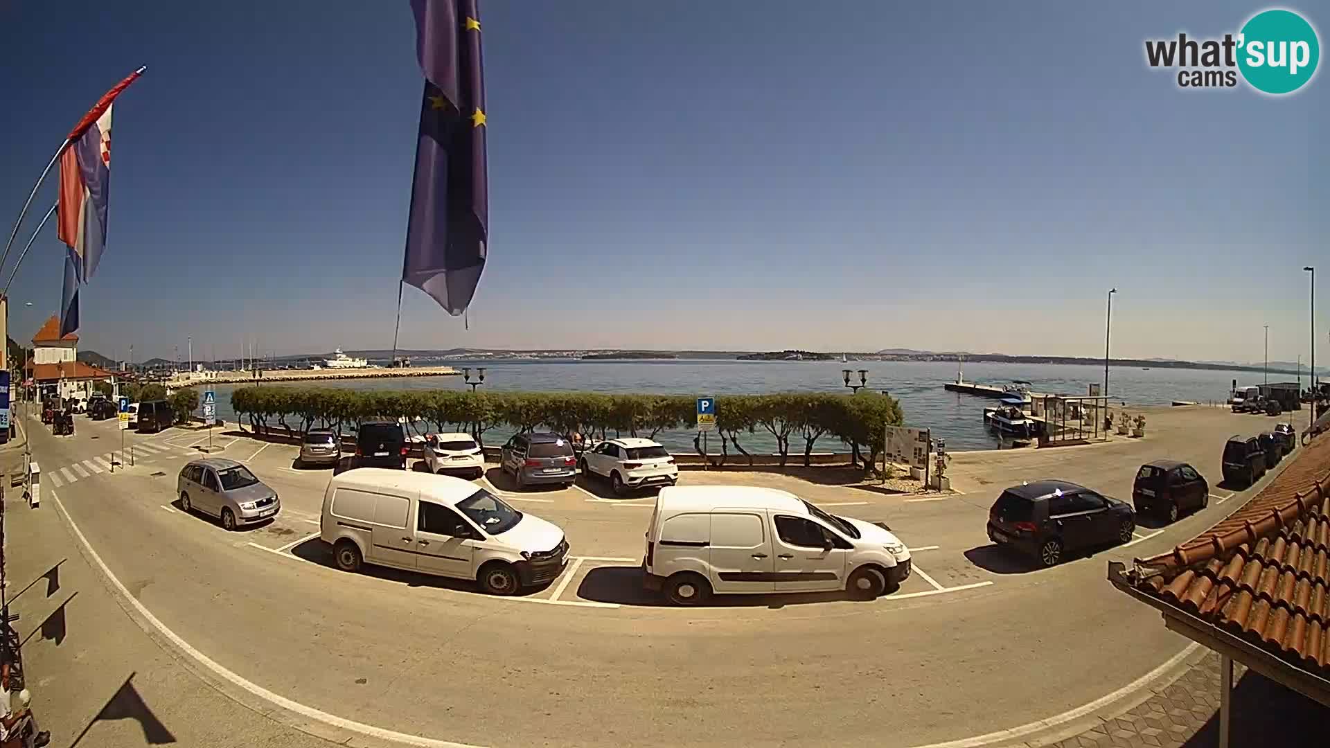 Web kamer u živo Tkon – trajektni terminal