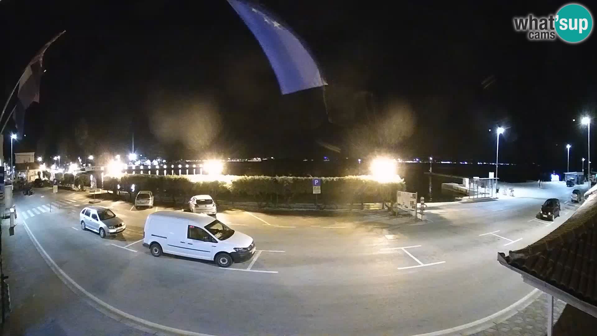Spletna kamera Tkon – trajektni terminal