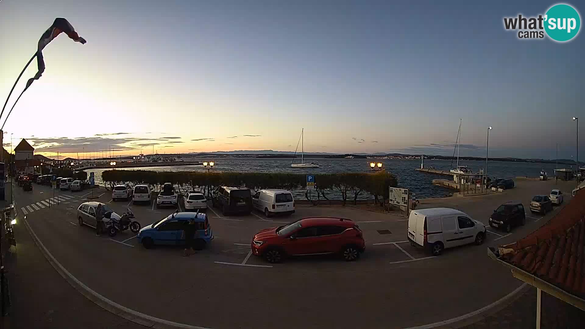 Spletna kamera Tkon – trajektni terminal