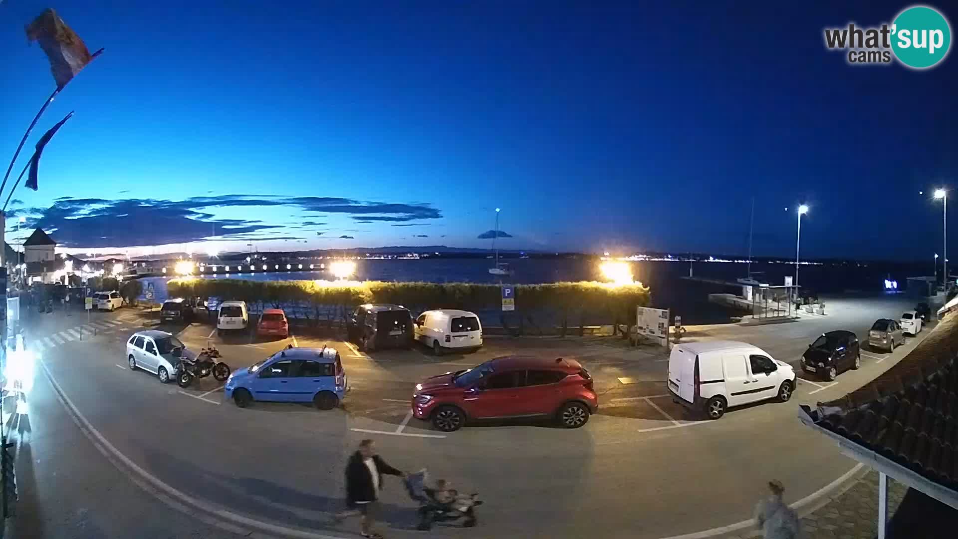 Spletna kamera Tkon – trajektni terminal