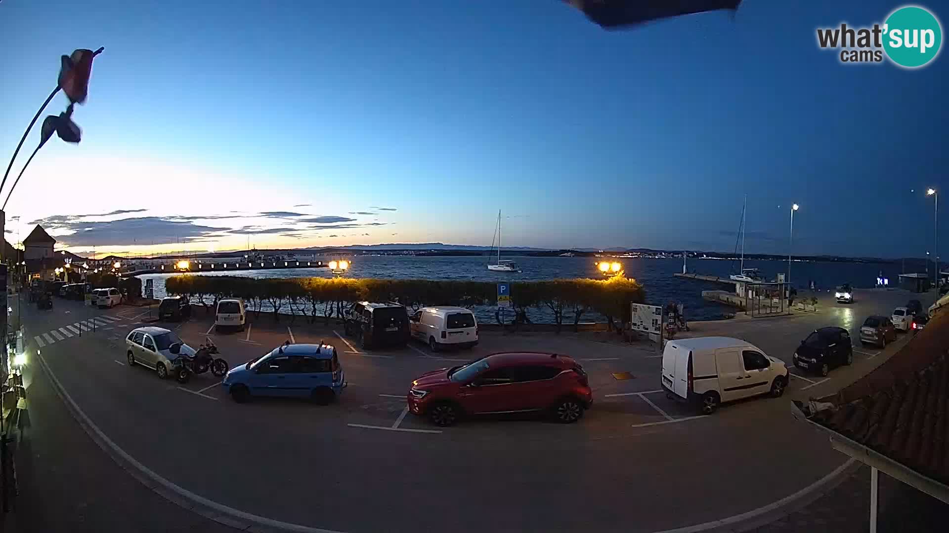 Web kamer u živo Tkon – trajektni terminal