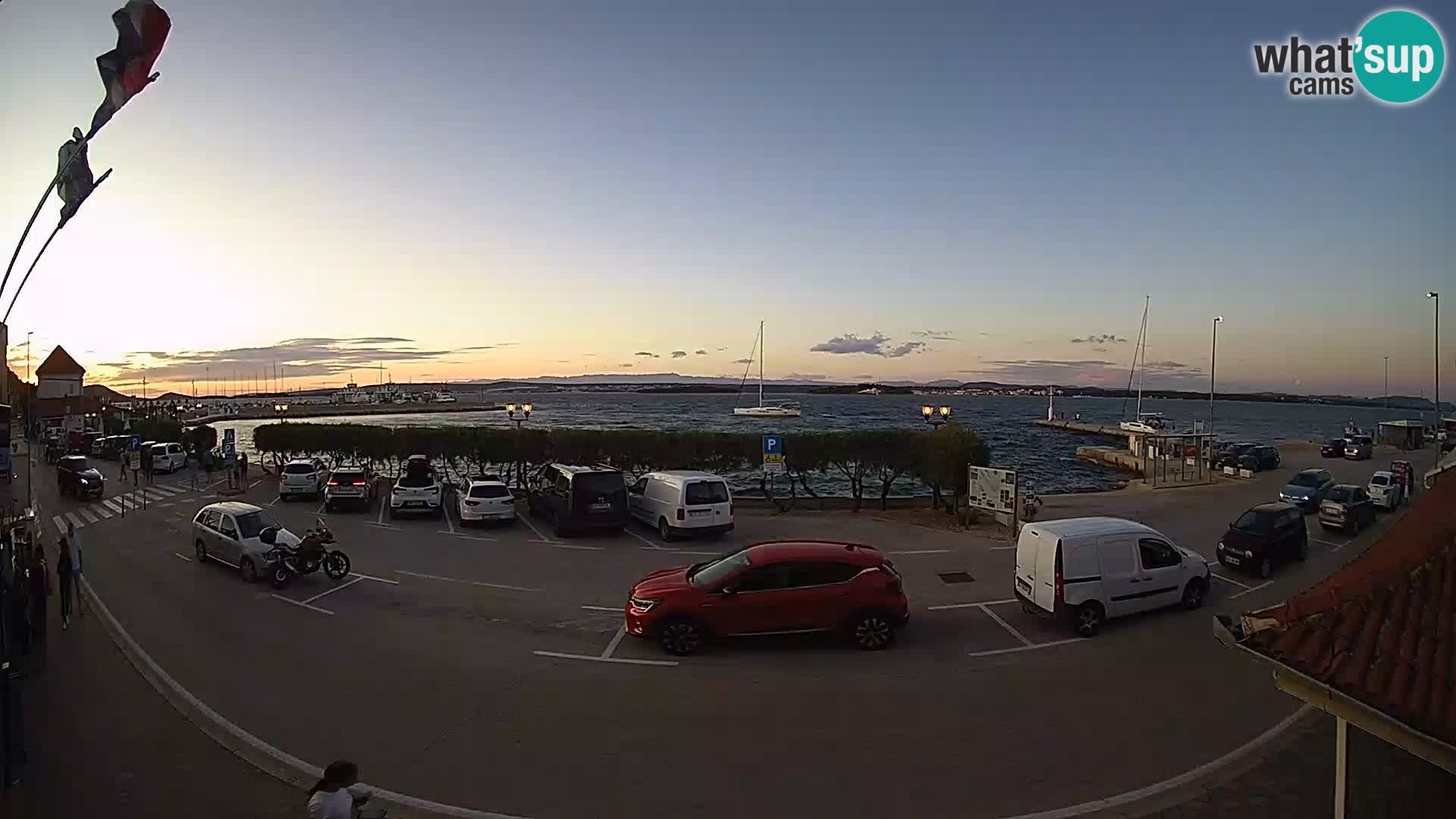 Web kamer u živo Tkon – trajektni terminal