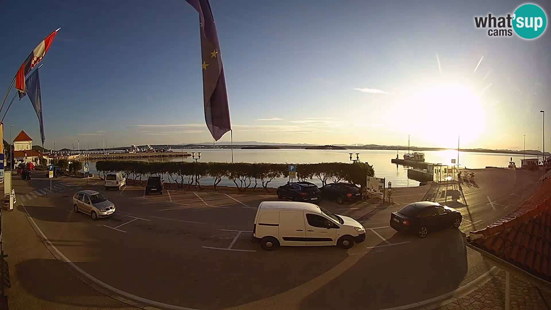 Spletna kamera Tkon – trajektni terminal