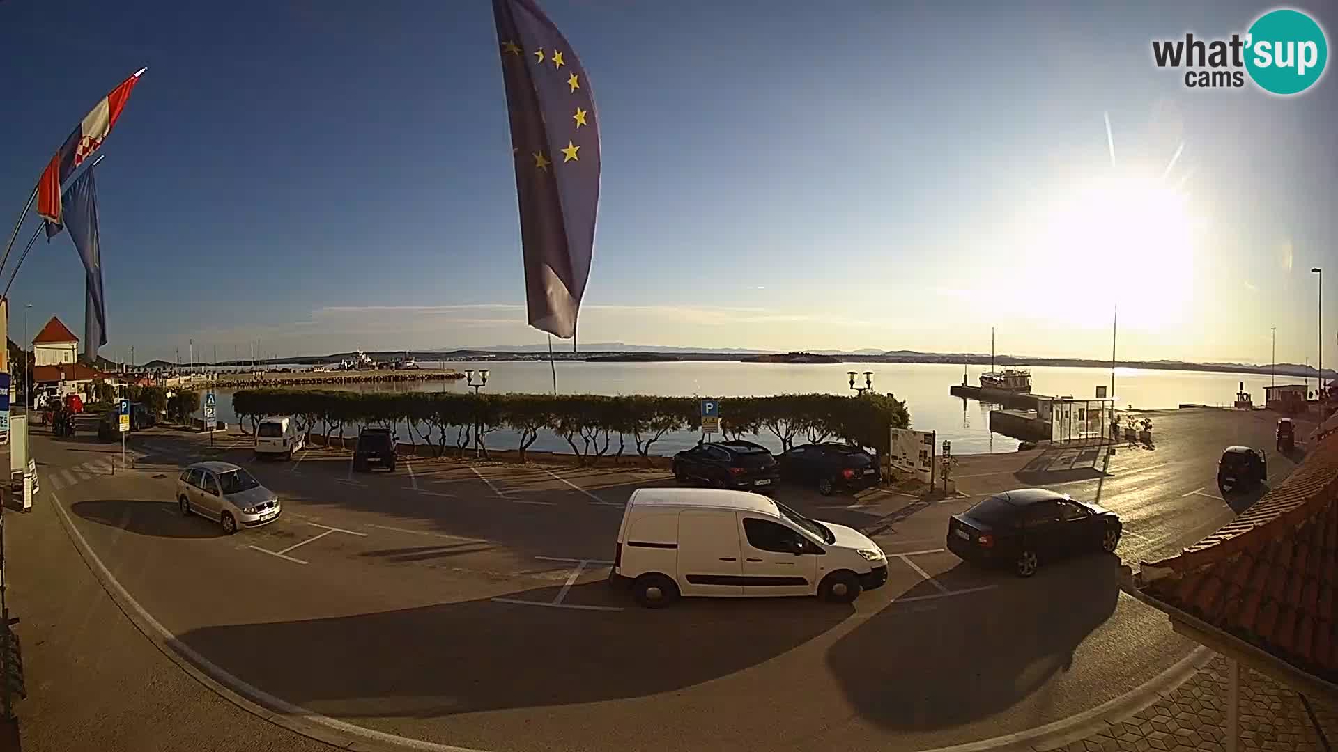 Web kamer u živo Tkon – trajektni terminal