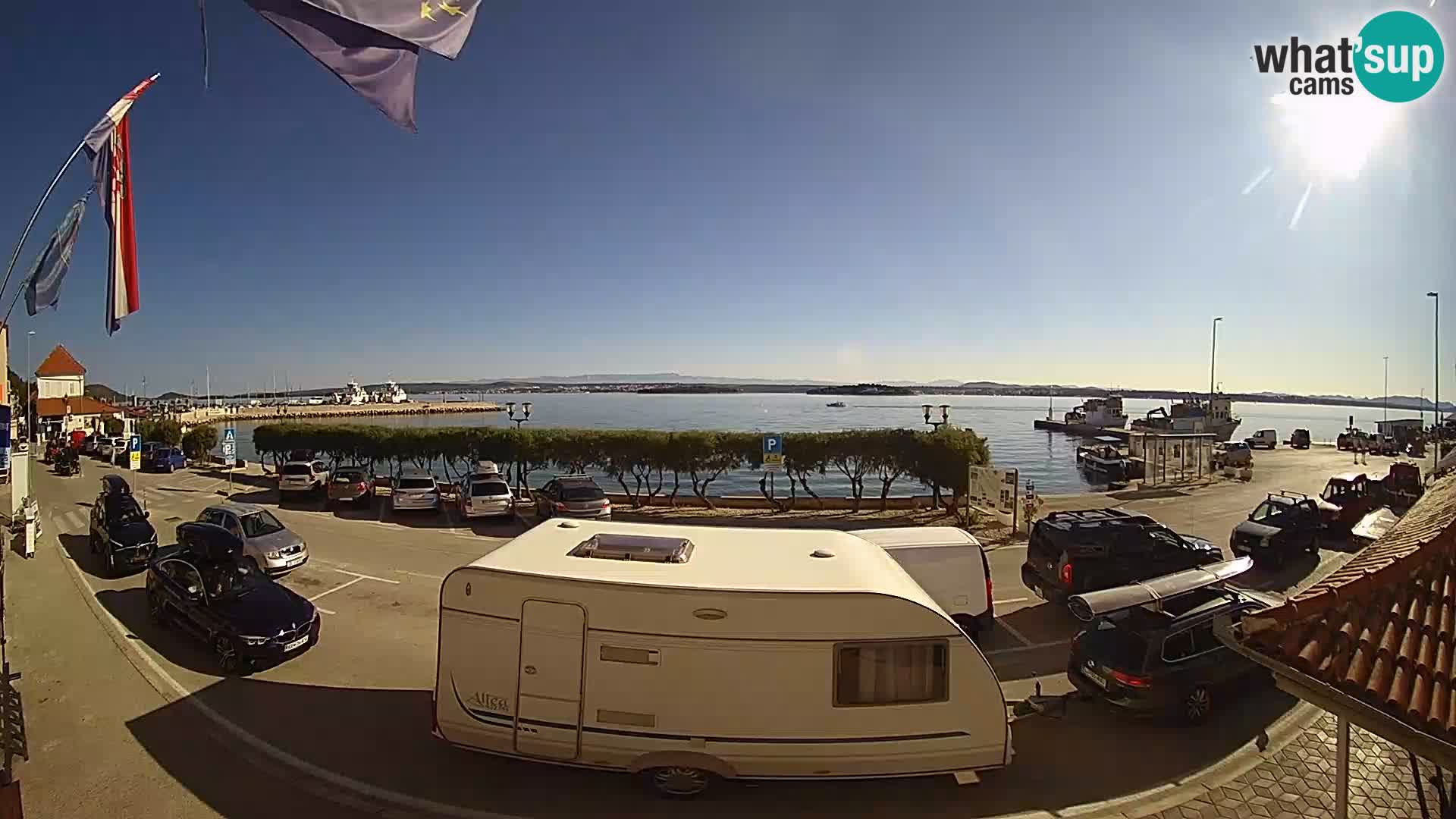 Spletna kamera Tkon – trajektni terminal
