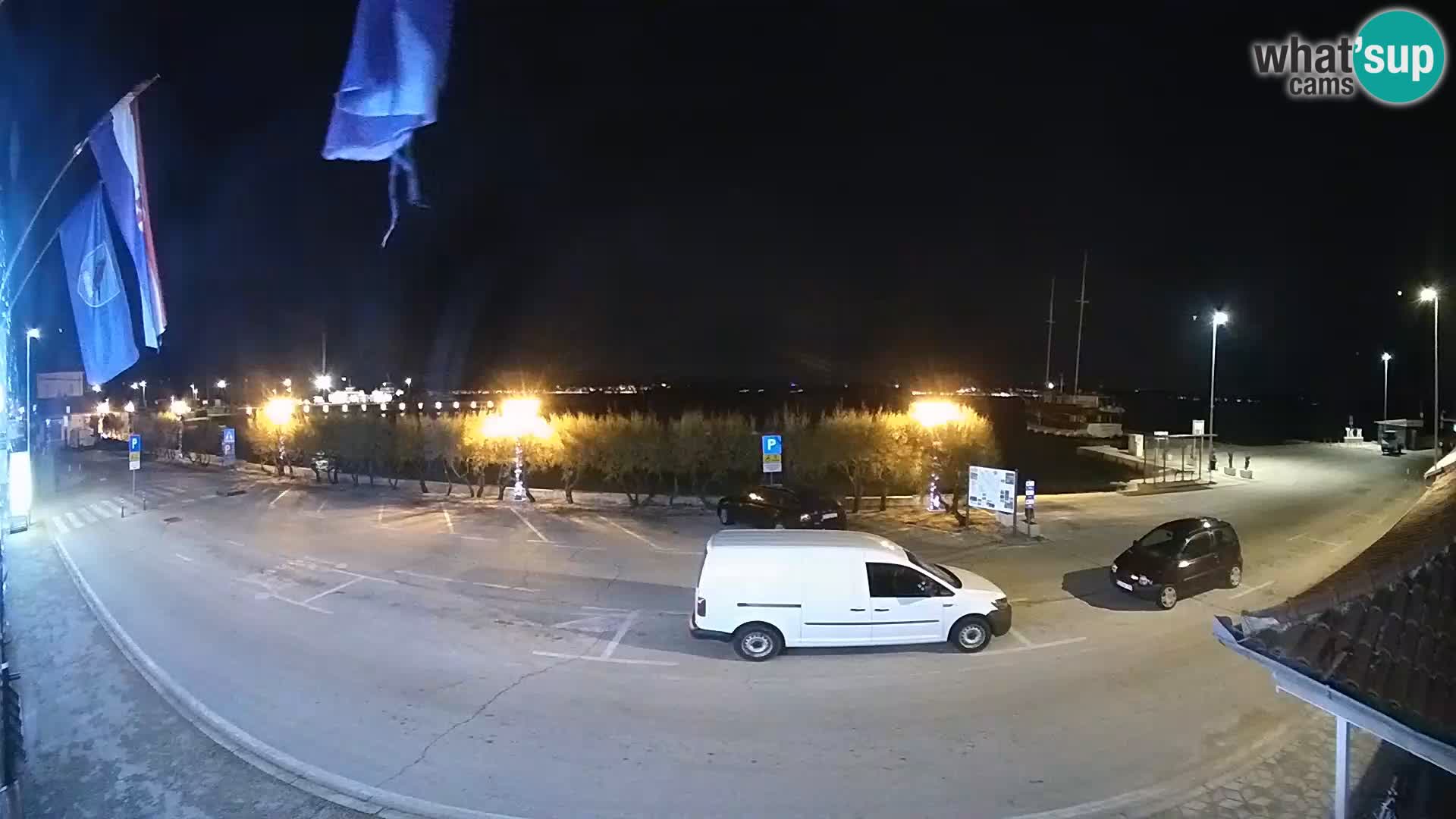 Spletna kamera Tkon – trajektni terminal