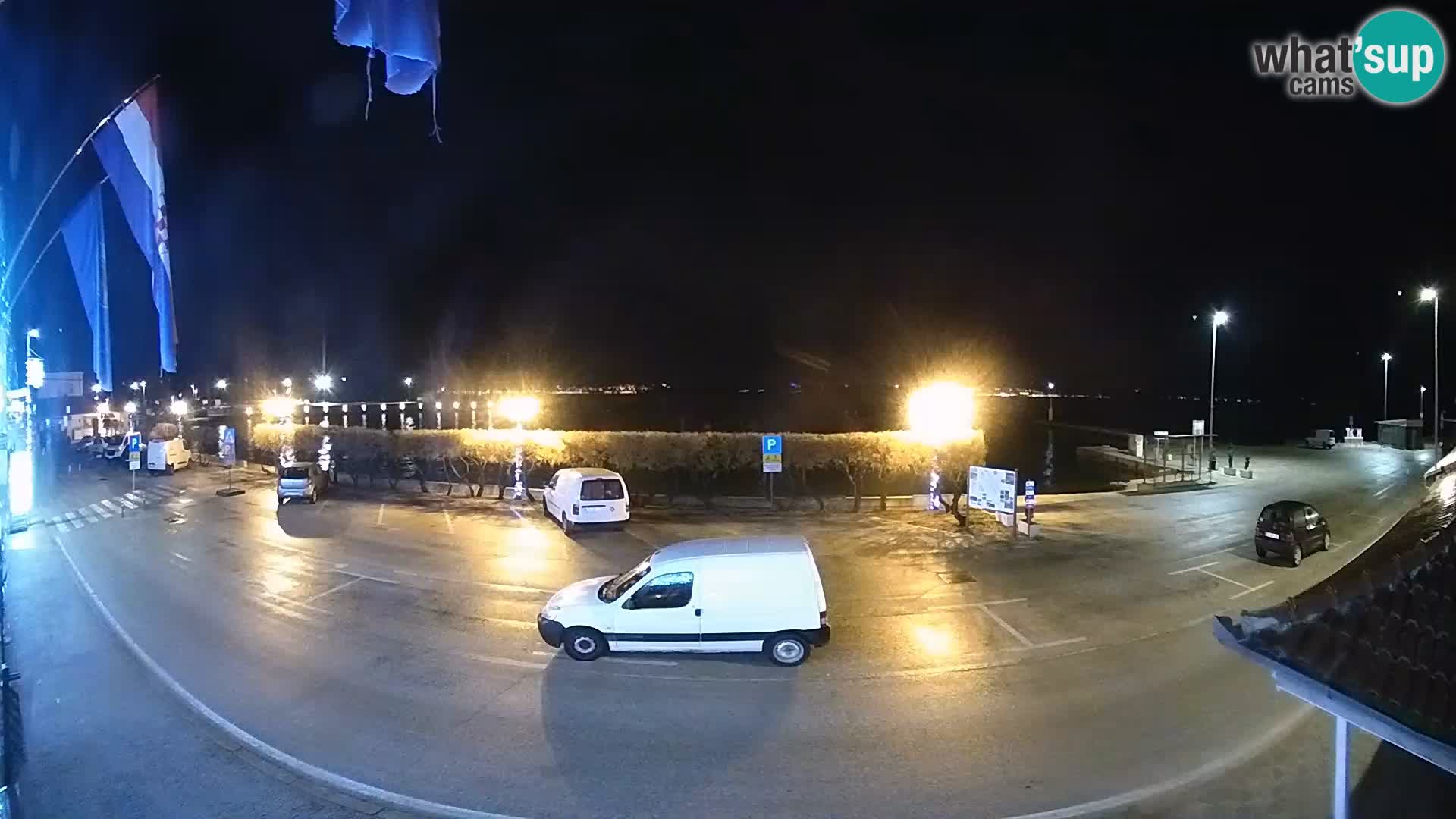 Spletna kamera Tkon – trajektni terminal