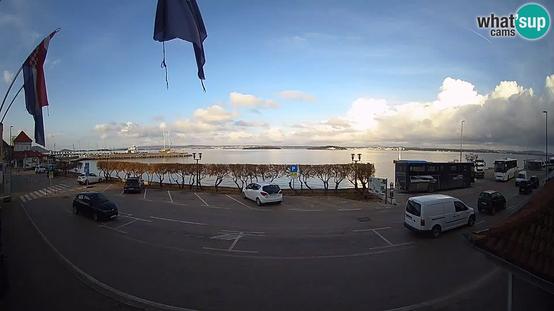 Webcam Tkon – Fährschiff-Terminal