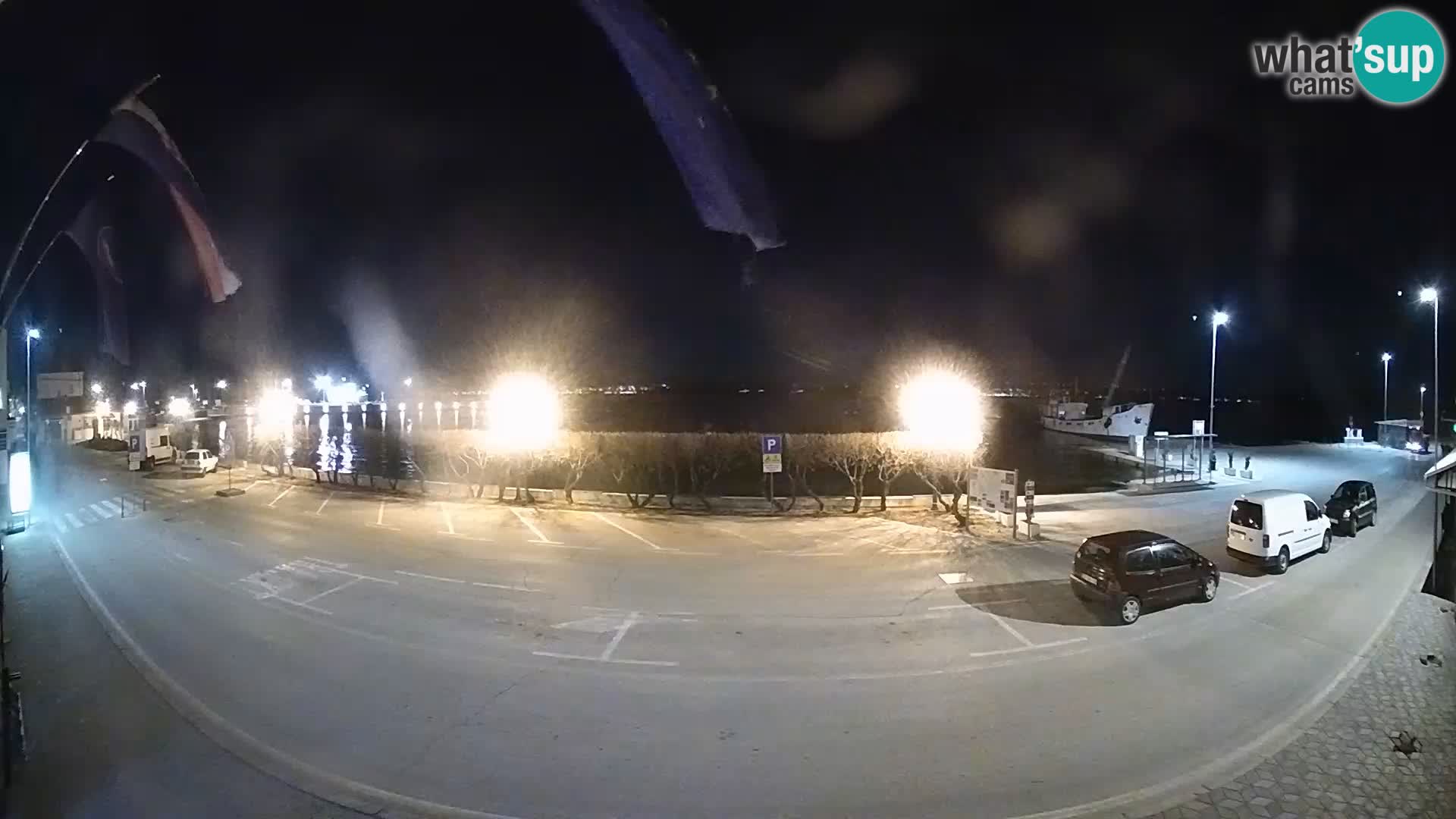 Spletna kamera Tkon – trajektni terminal