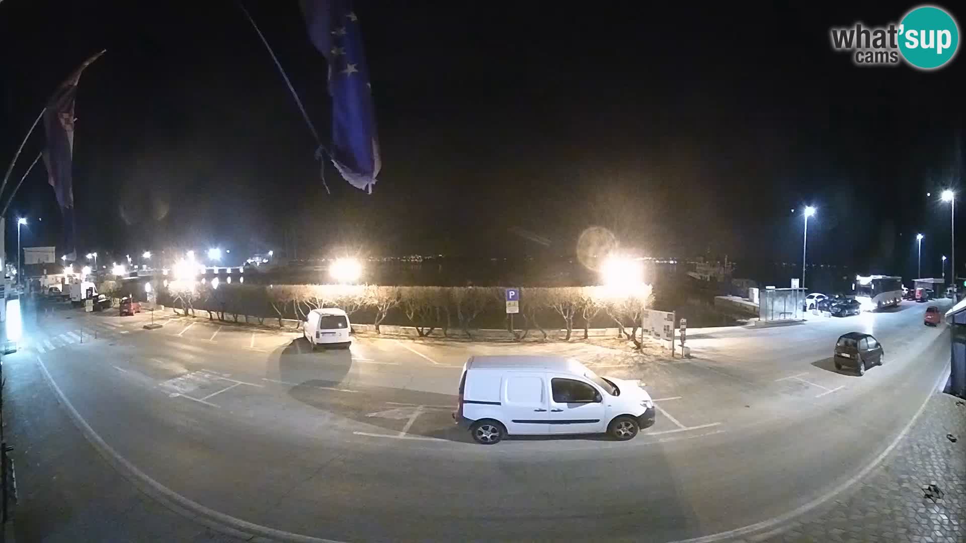 Web kamer u živo Tkon – trajektni terminal