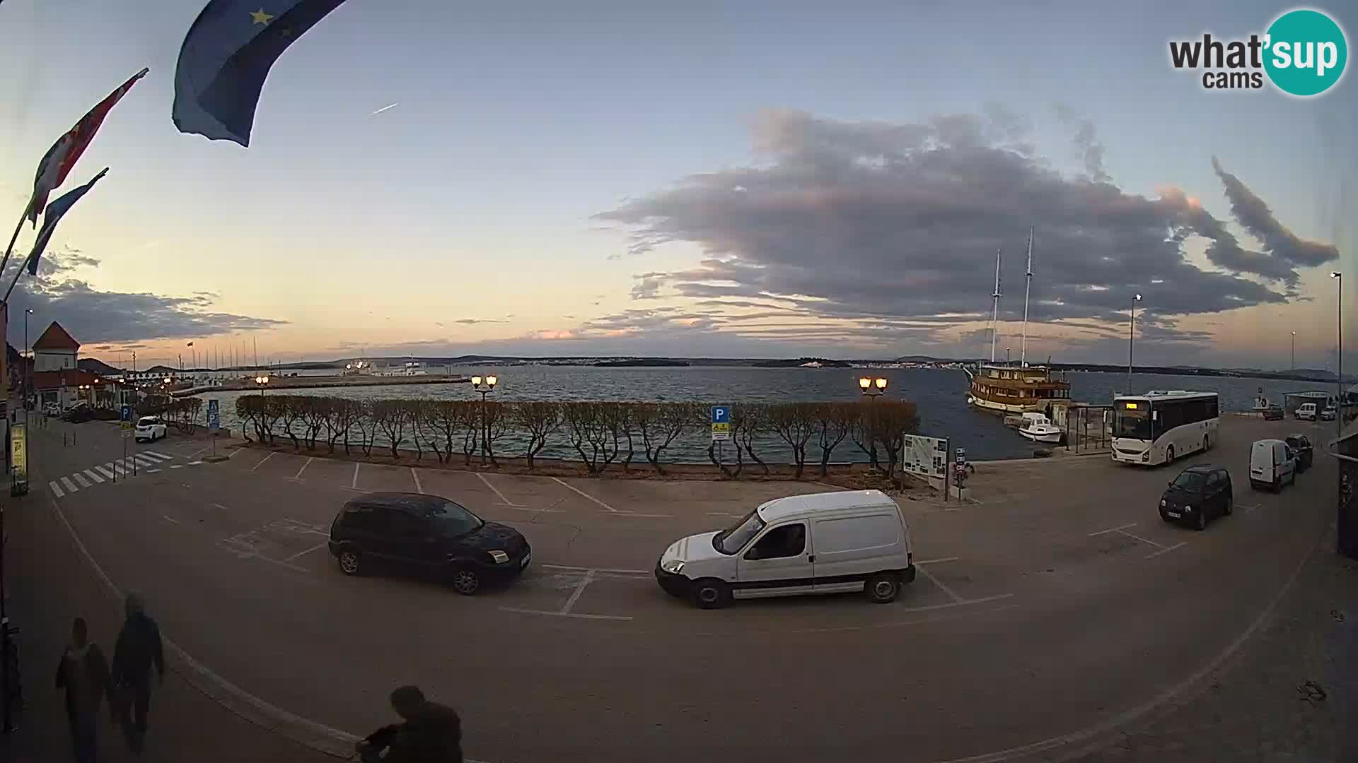 Webcam Tkon – Fährschiff-Terminal