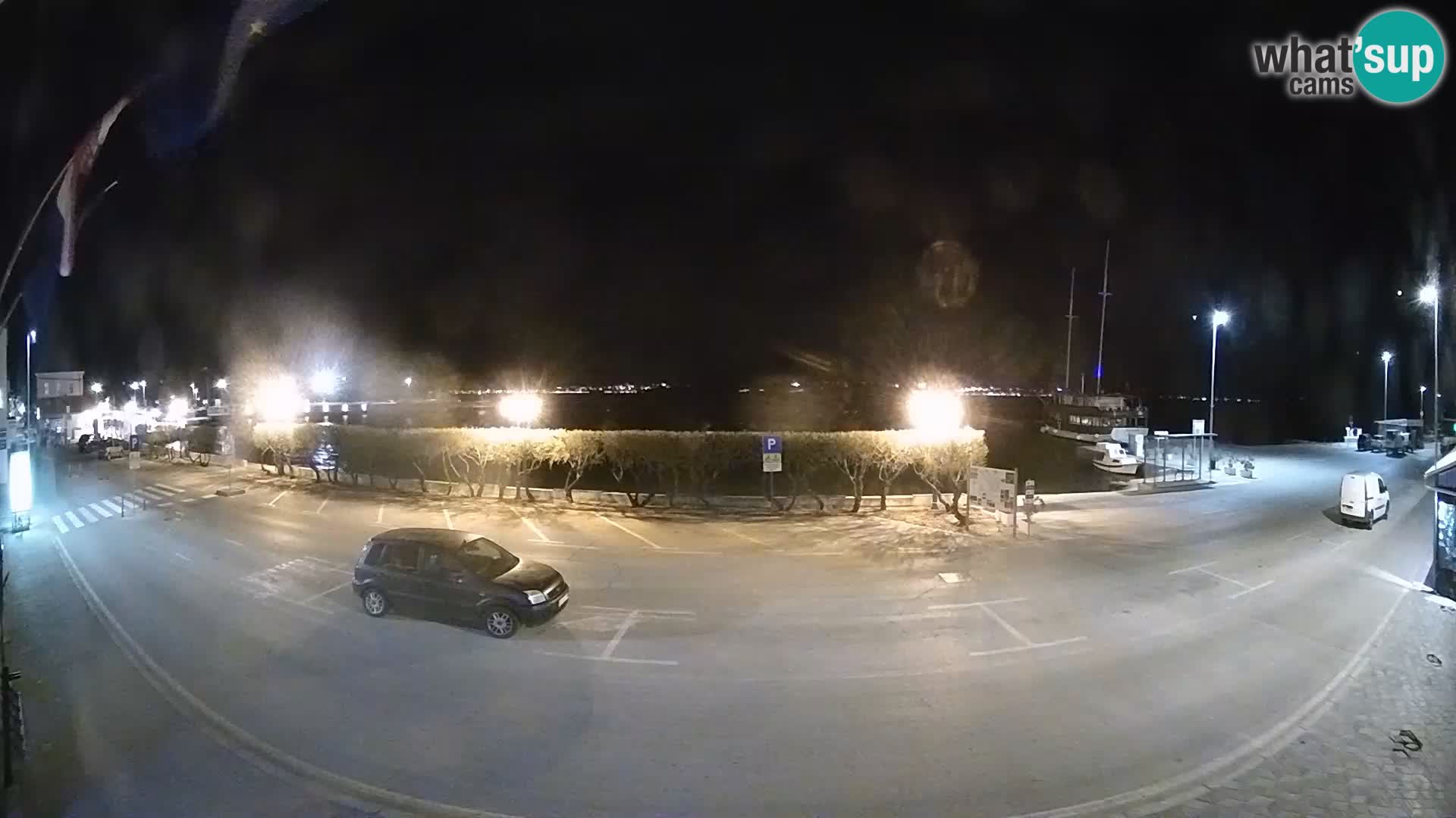 Web kamer u živo Tkon – trajektni terminal