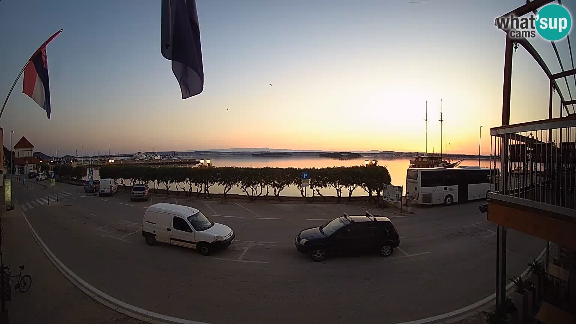 Web kamer u živo Tkon – trajektni terminal