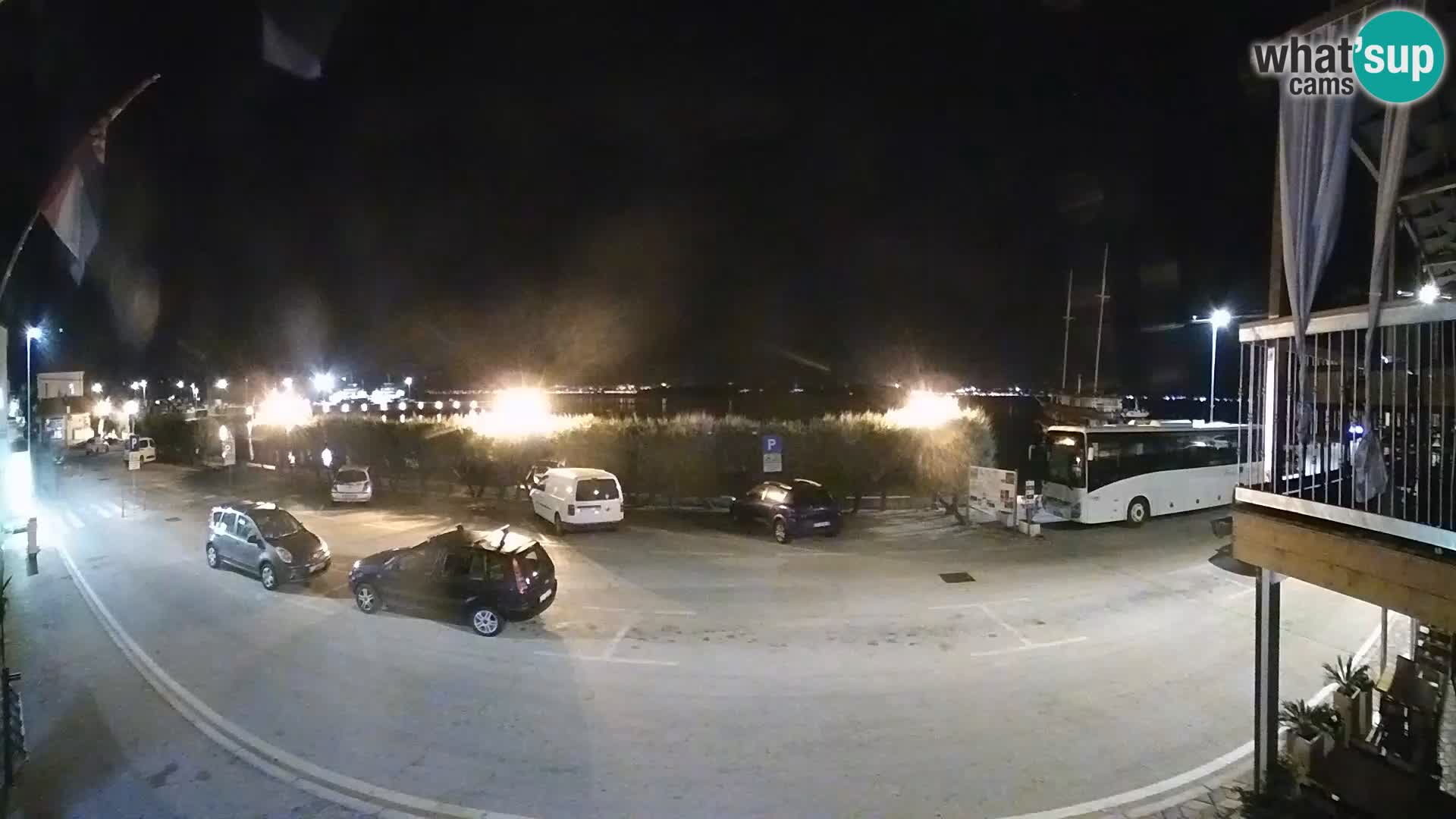 Spletna kamera Tkon – trajektni terminal