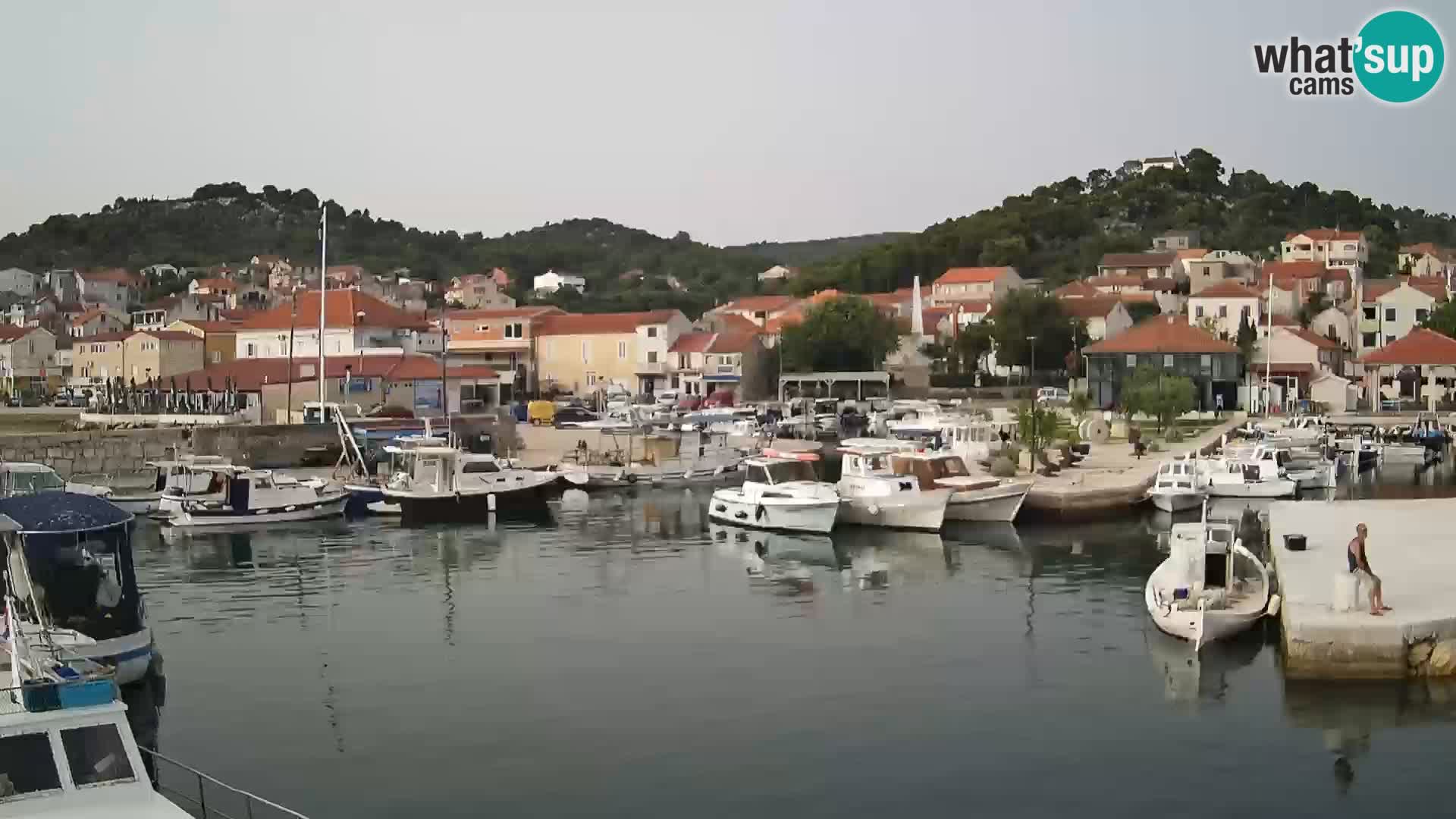 Webcam Tkon – marina and city