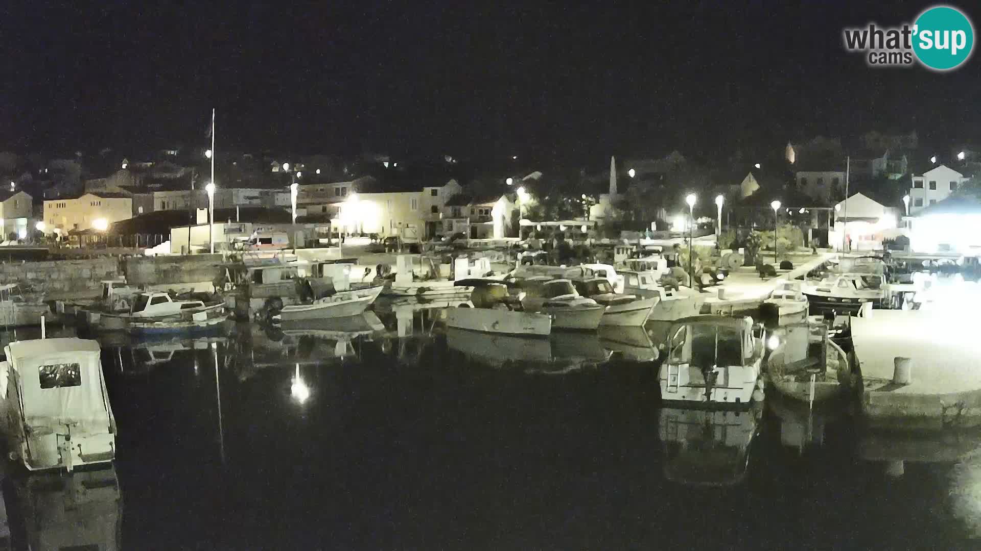 Spletna kamera Tkon – Marina in mesto