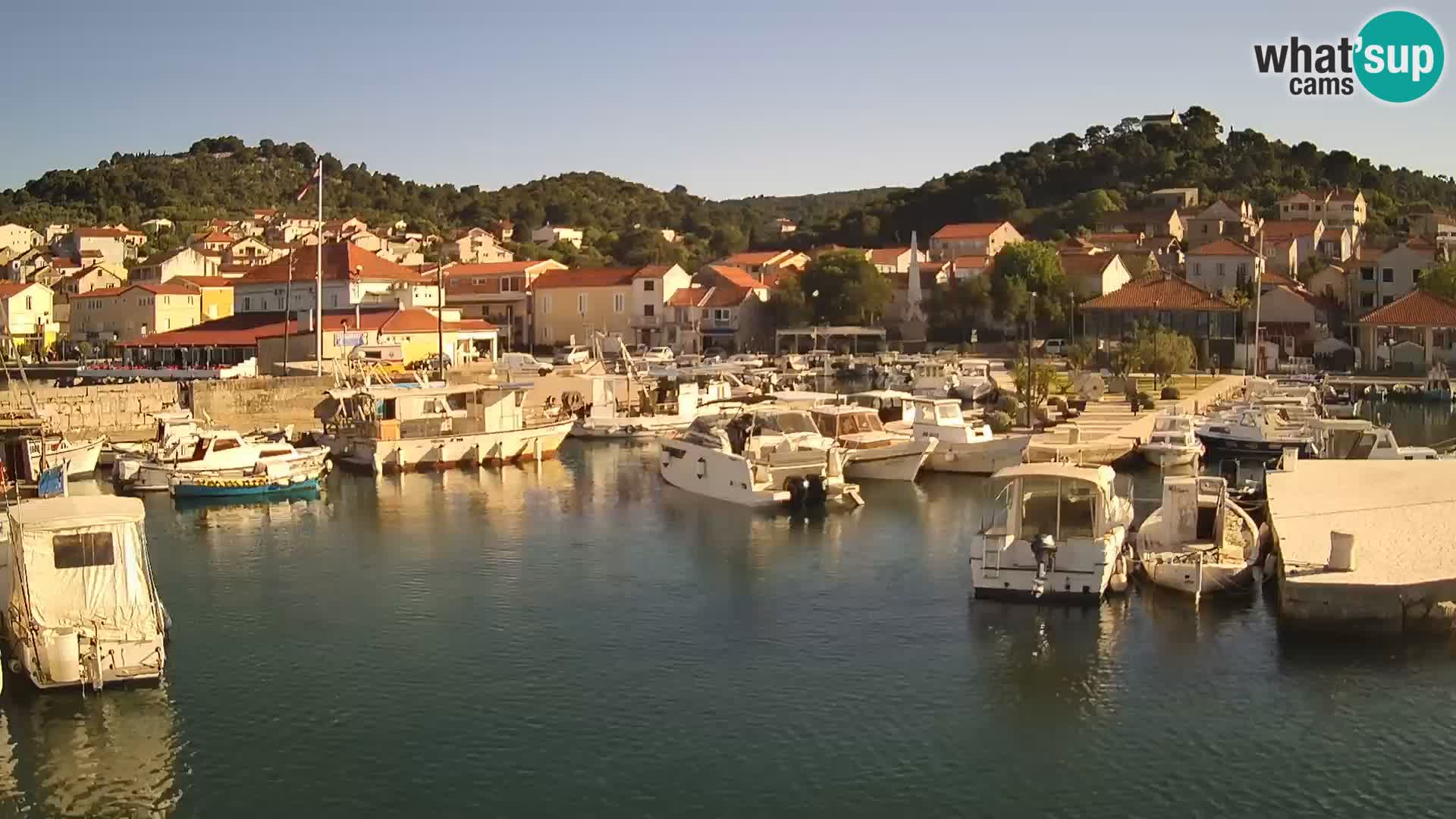 Web kamera Tkon – marina i grad