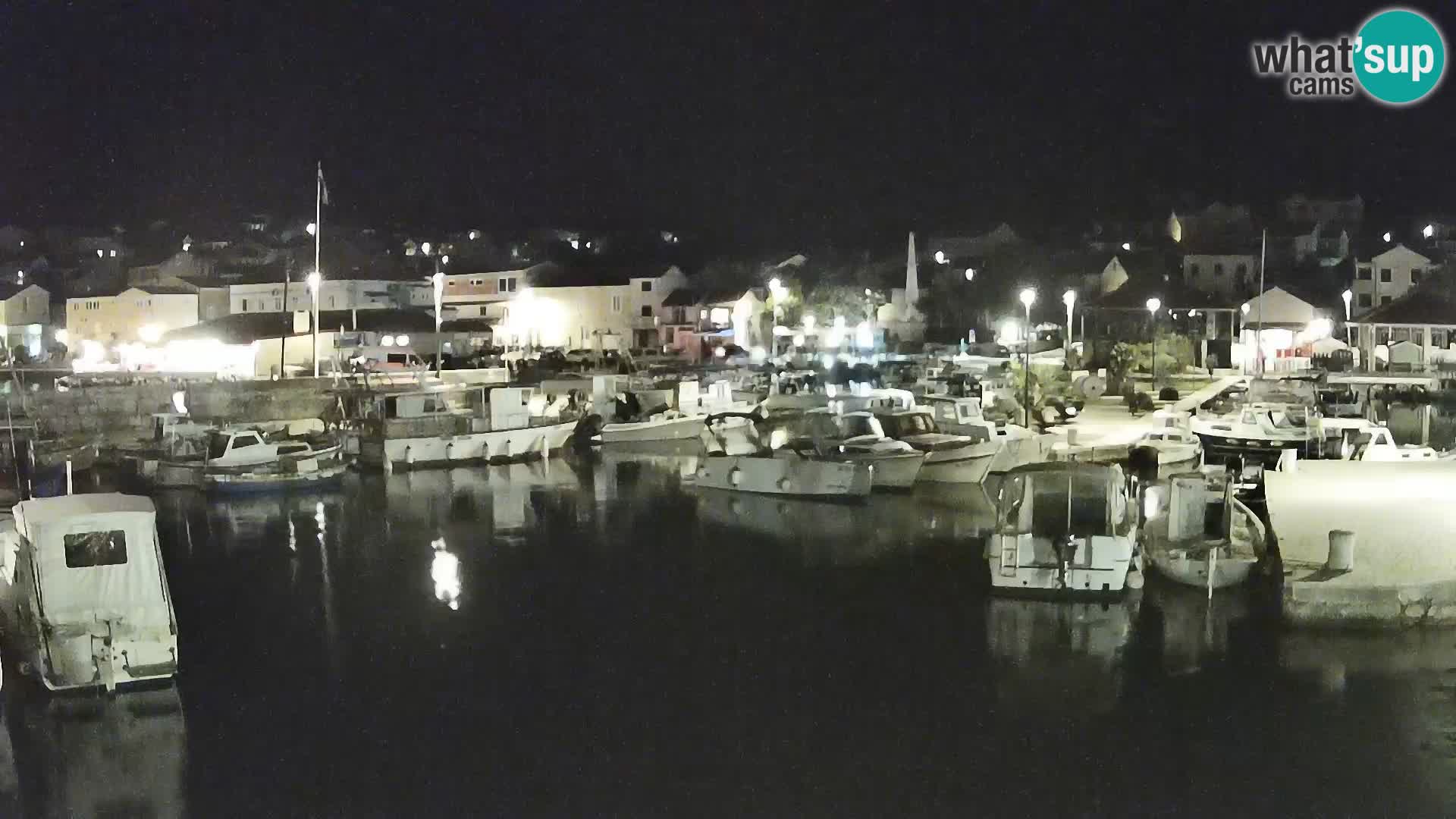Spletna kamera Tkon – Marina in mesto