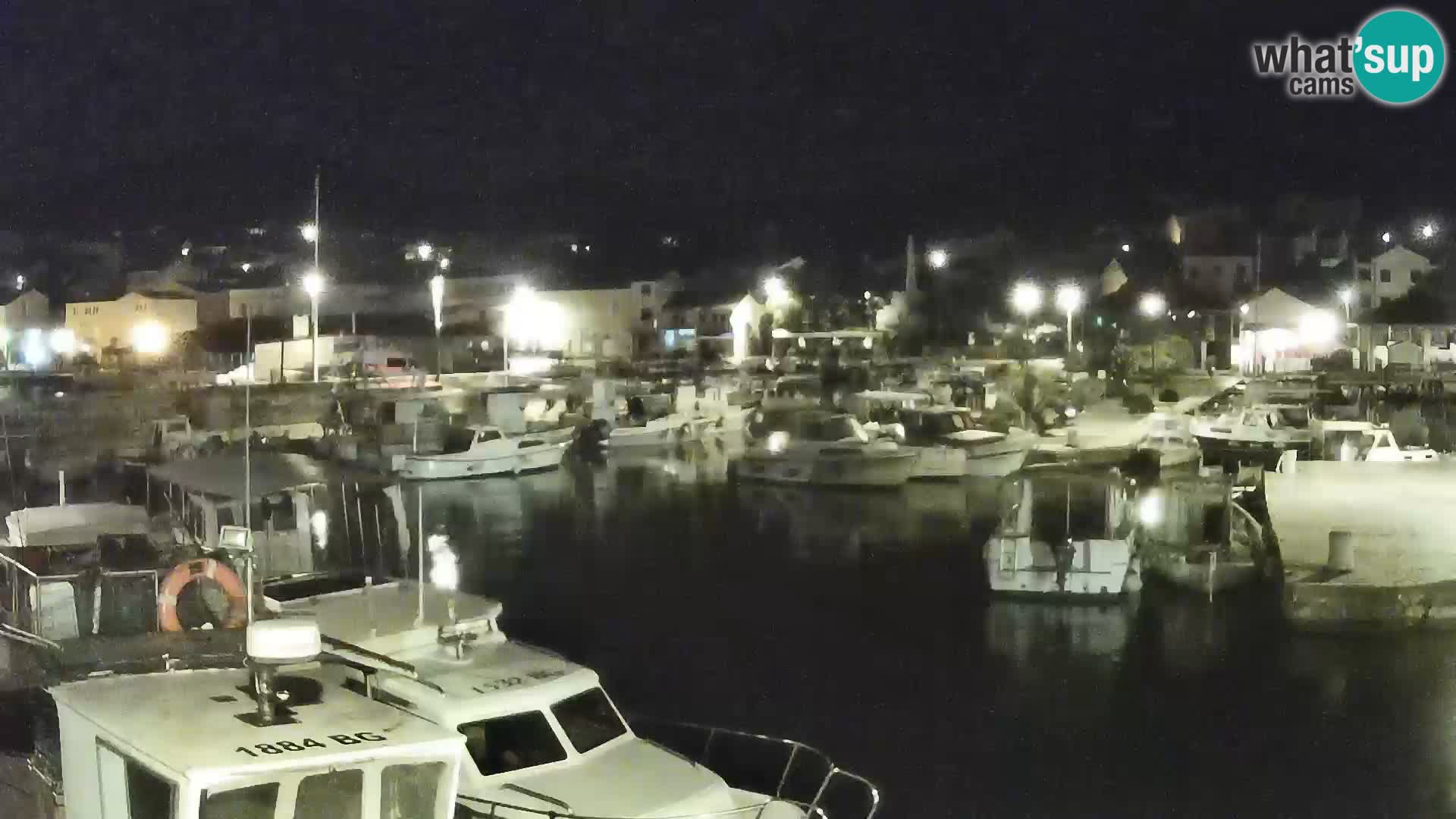 Spletna kamera Tkon – Marina in mesto