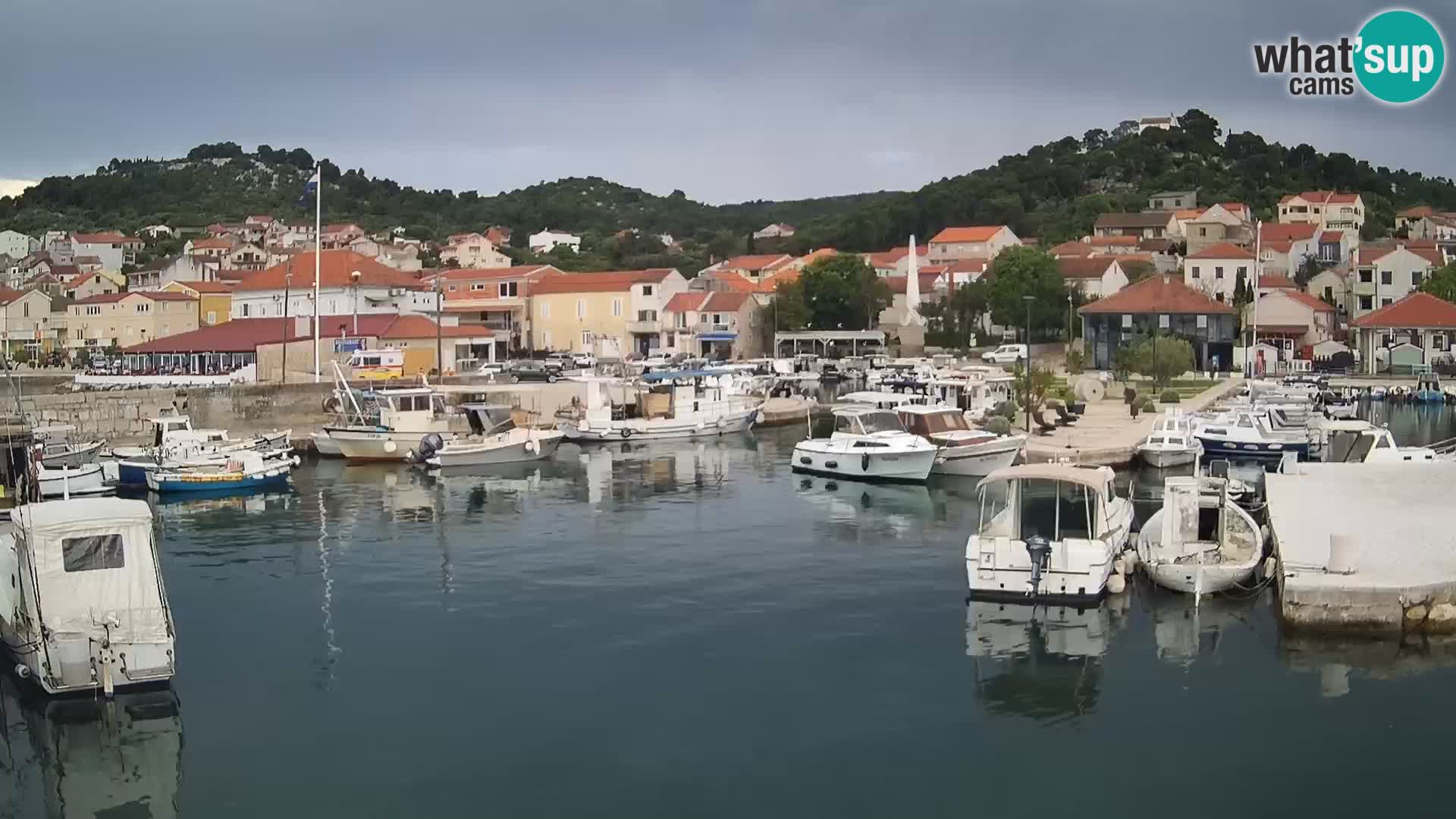 Spletna kamera Tkon – Marina in mesto