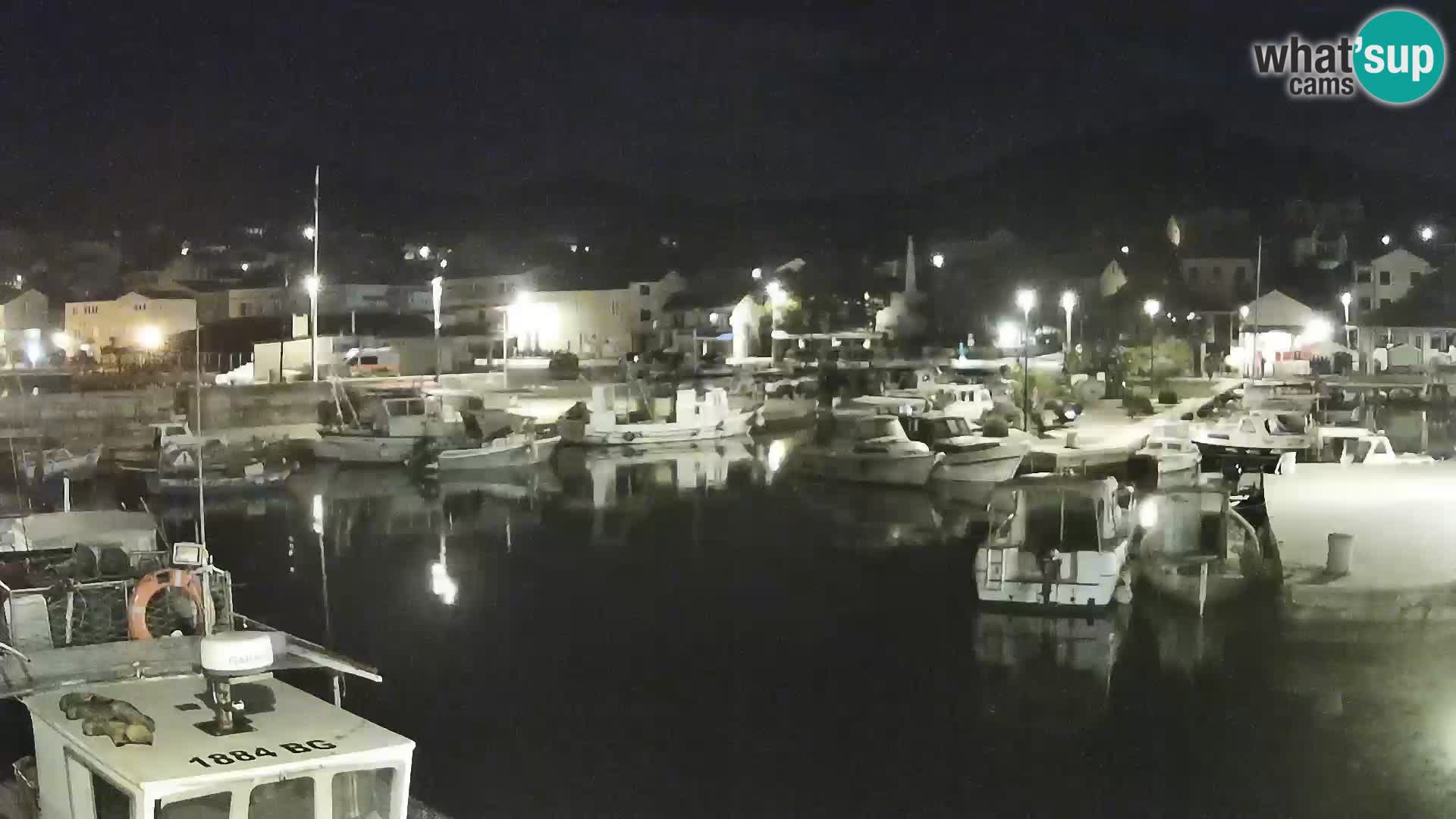 Webcam Tkon – marina and city