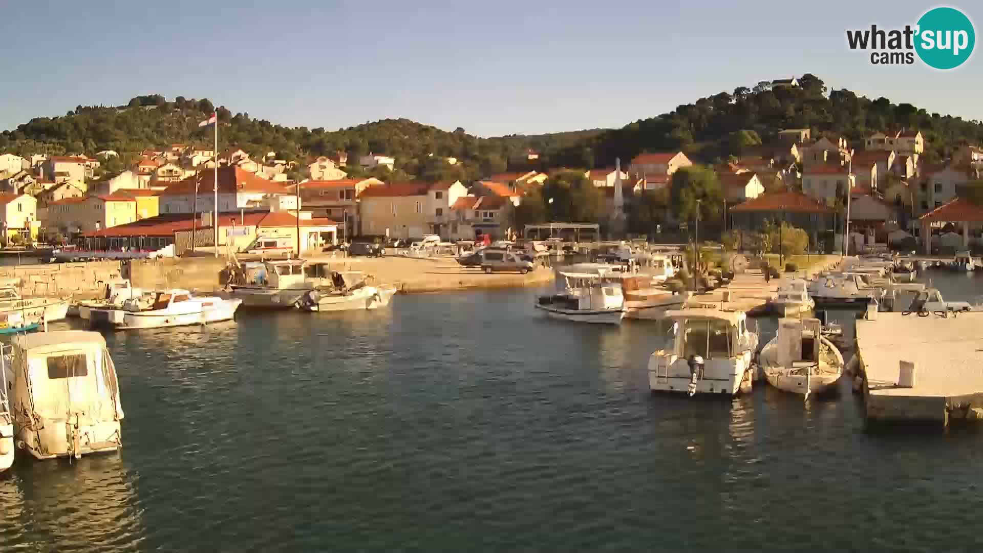 Web kamera Tkon – marina i grad