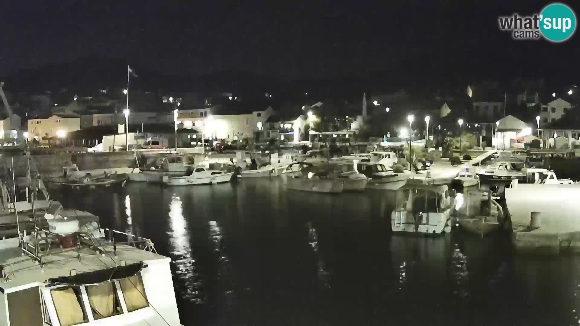 Spletna kamera Tkon – Marina in mesto