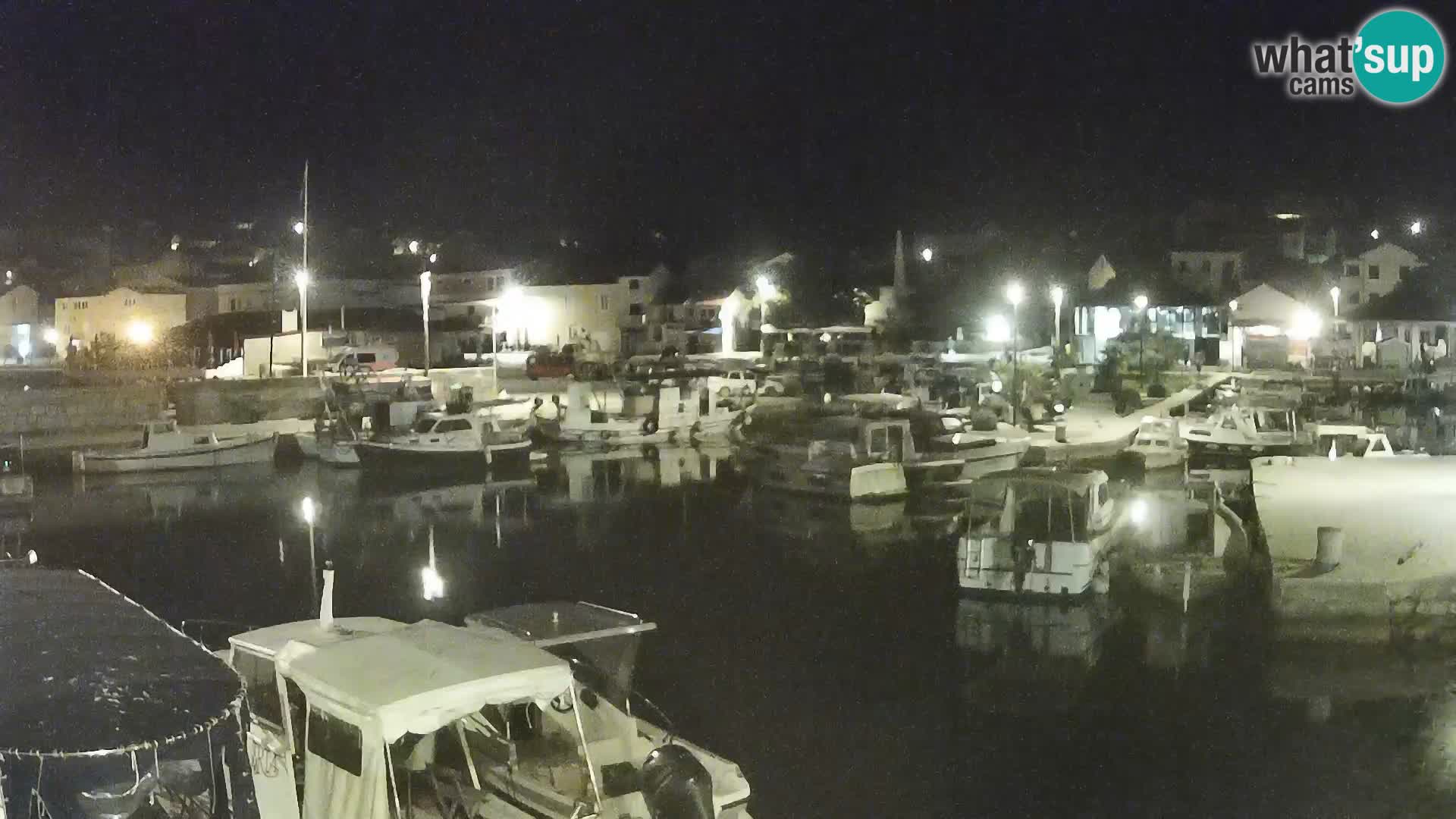 Spletna kamera Tkon – Marina in mesto