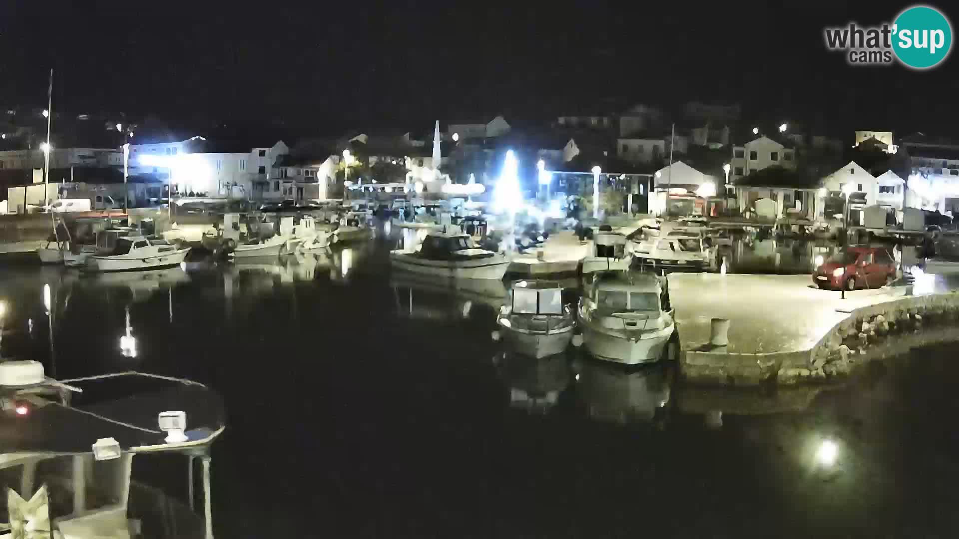 Spletna kamera Tkon – Marina in mesto