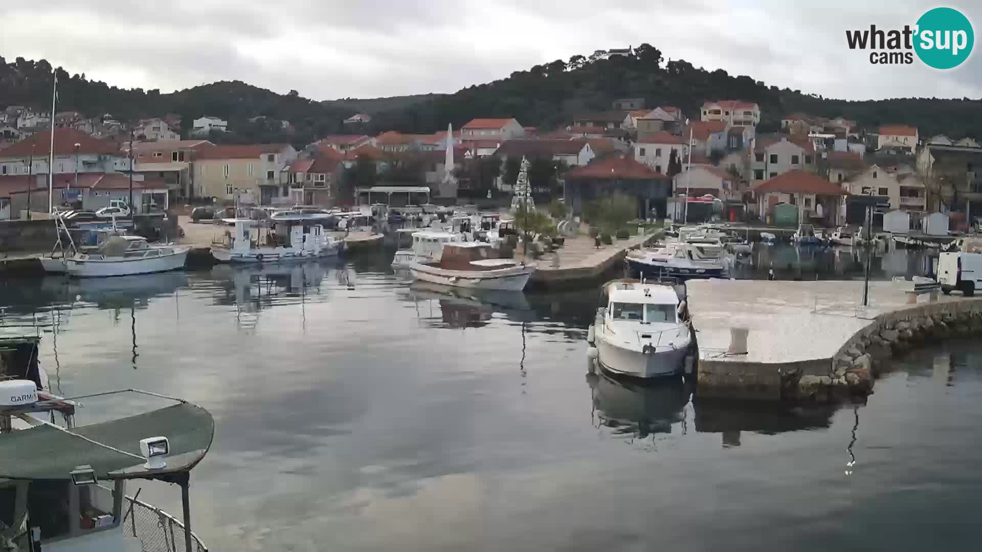 Webcam Tkon – marina and city