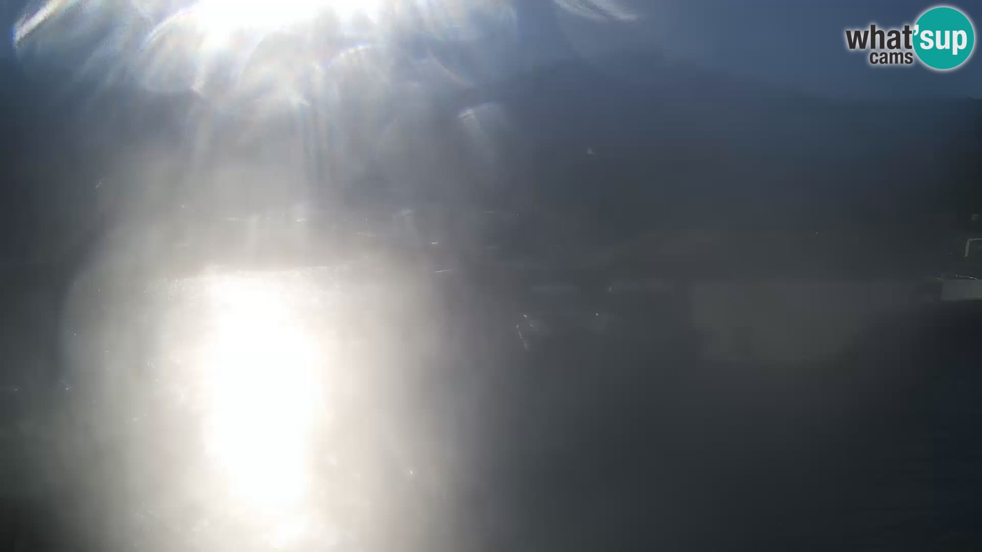 Webcam Tkon – marina and city