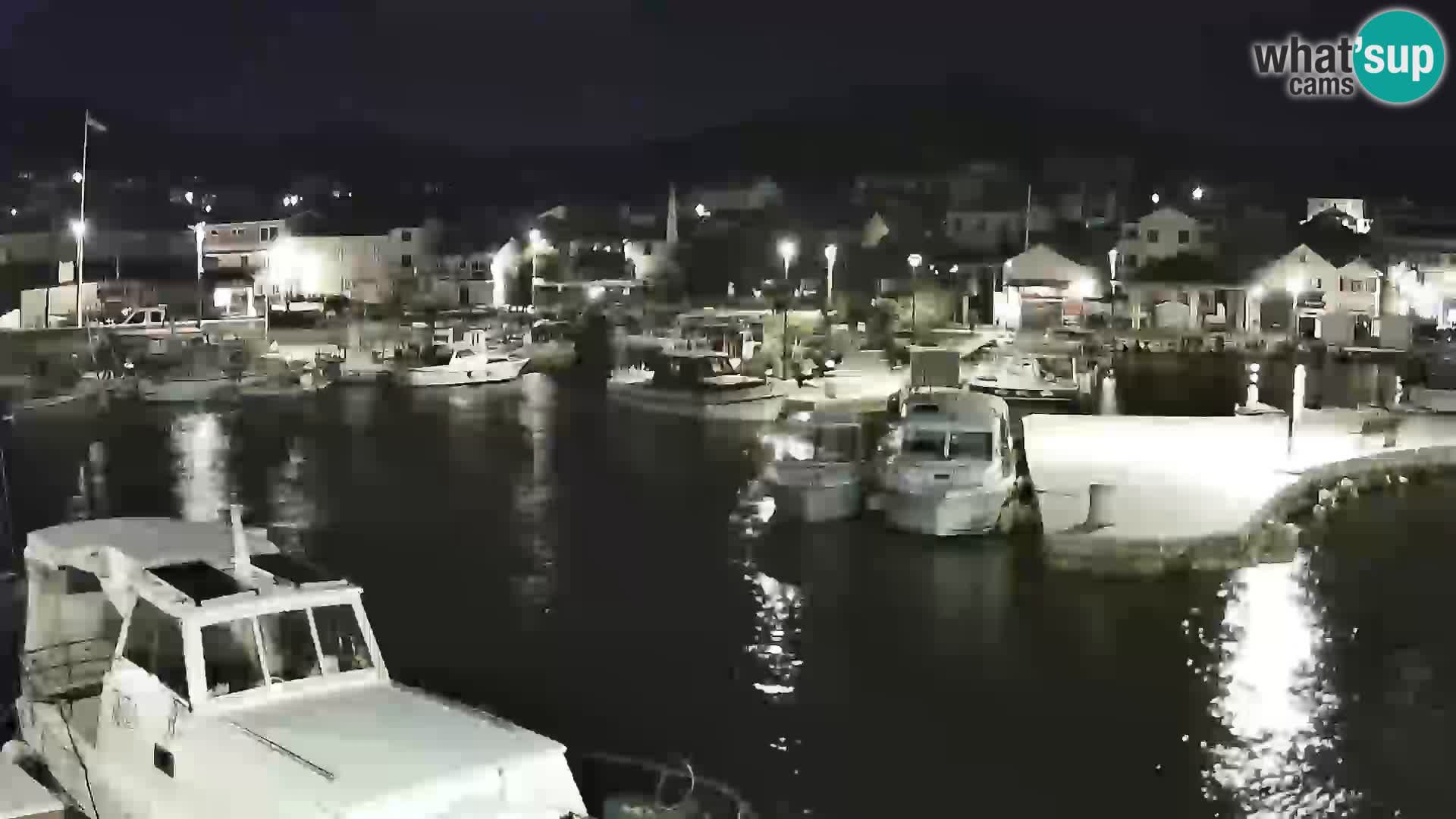 Webcam Tkon – marina and city