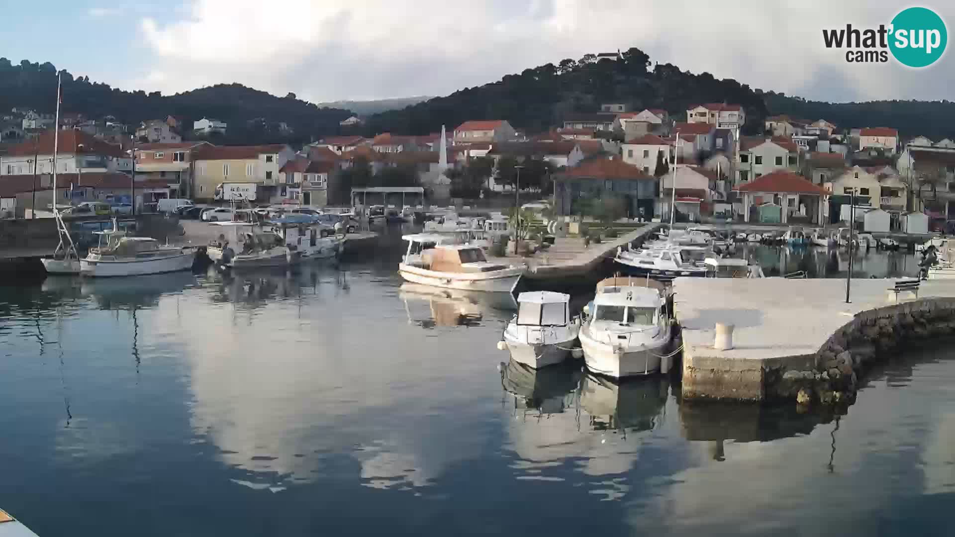 Webcam Tkon – marina and city