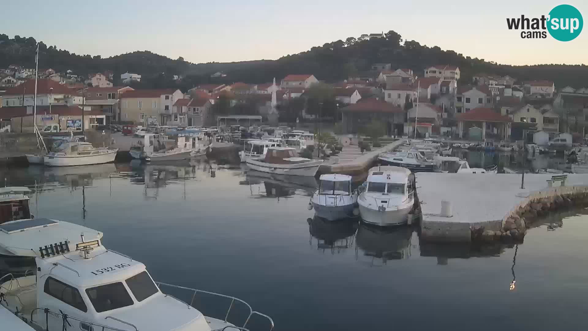 Web kamera Tkon – marina i grad