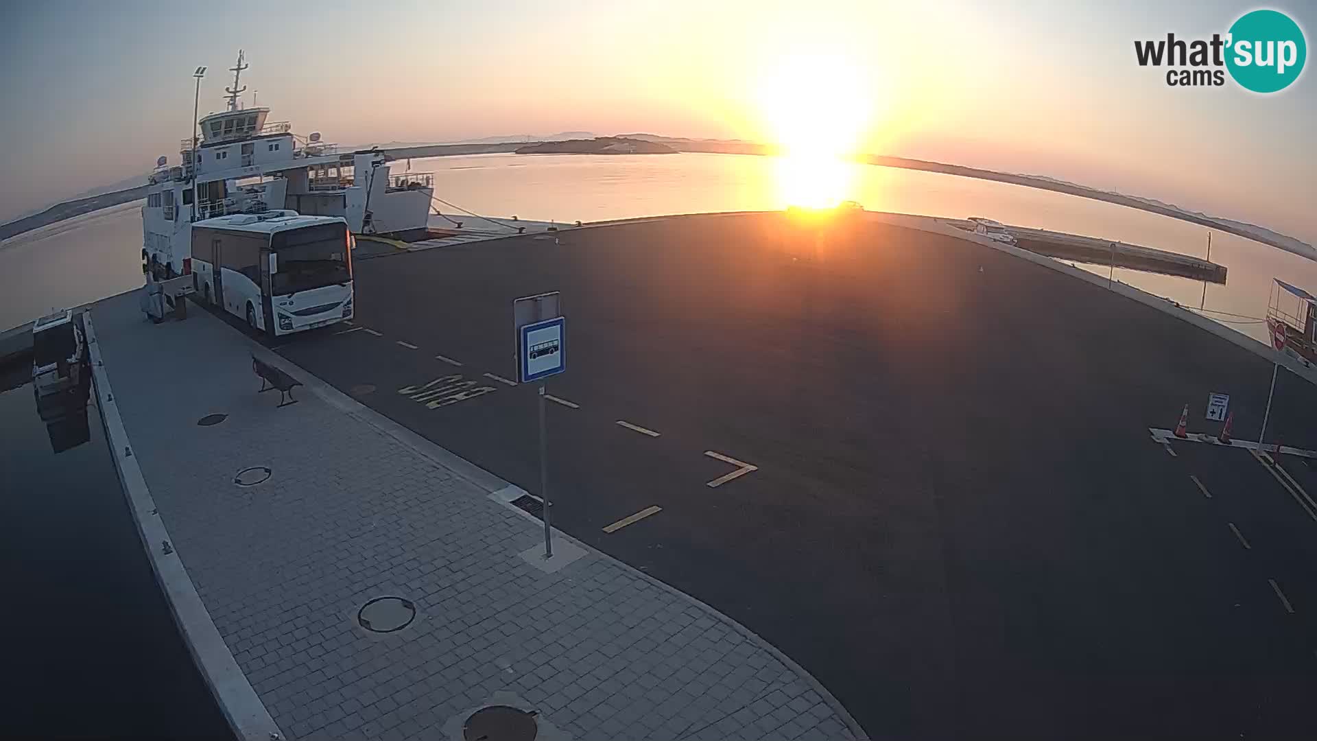 Tkon u živo – trajekt – Dalmacija