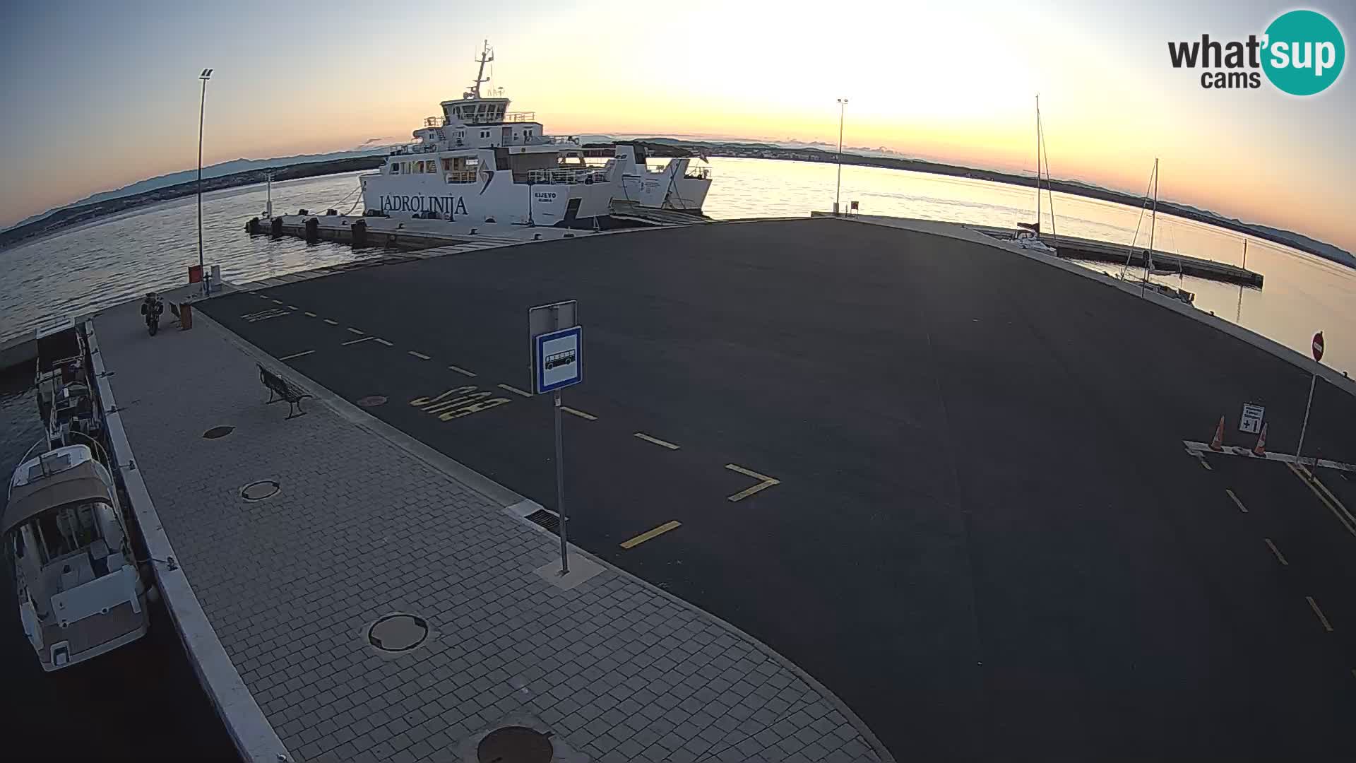 Tkon u živo – trajekt – Dalmacija