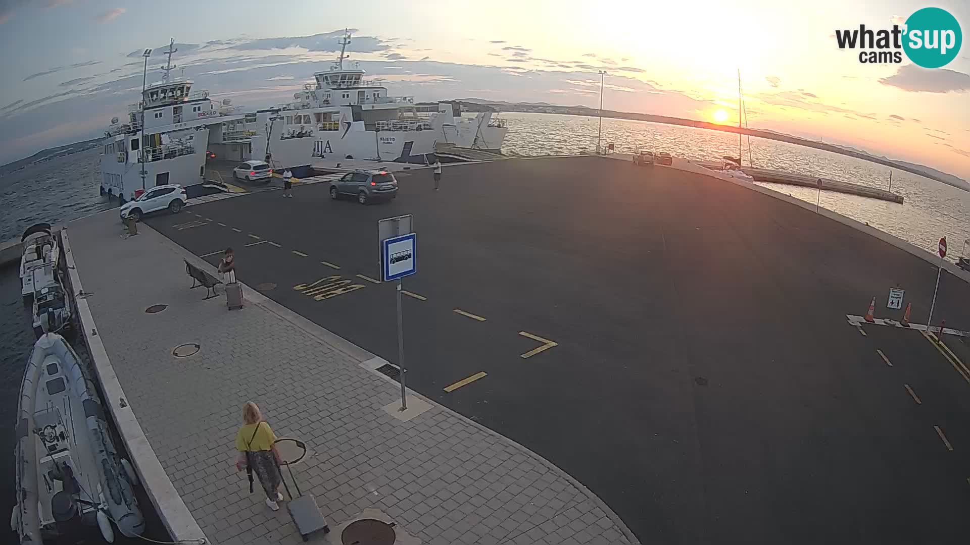 Tkon v živo – trajekt – Dalmacija – Hrvaška
