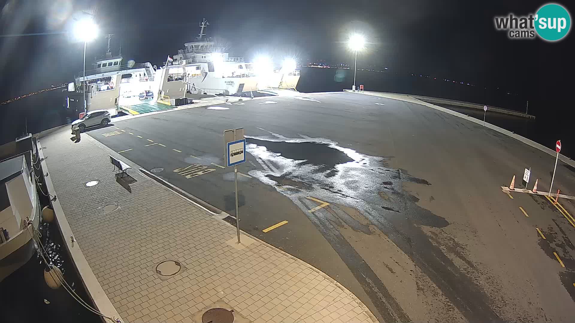 Tkon v živo – trajekt – Dalmacija – Hrvaška