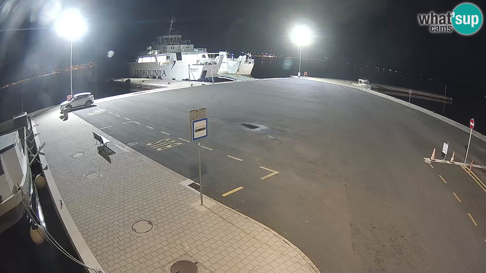 Tkon v živo – trajekt – Dalmacija – Hrvaška