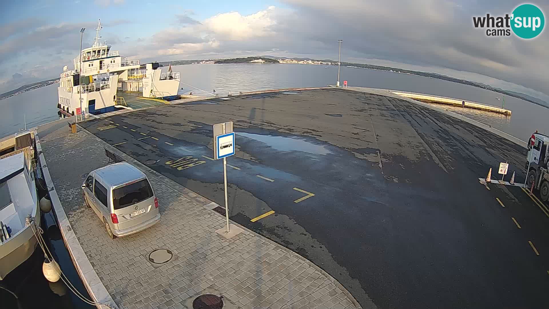 Tkon u živo – trajekt – Dalmacija