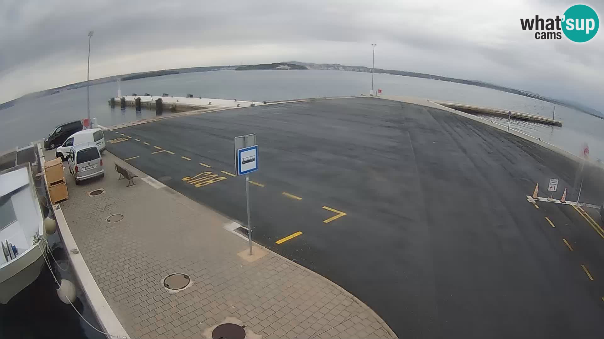 Tkon v živo – trajekt – Dalmacija – Hrvaška