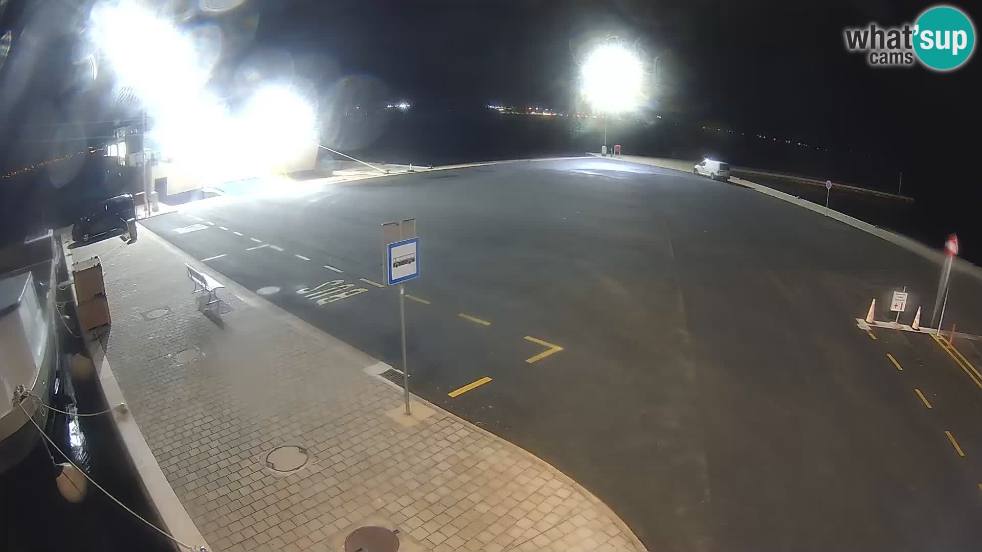 Tkon v živo – trajekt – Dalmacija – Hrvaška