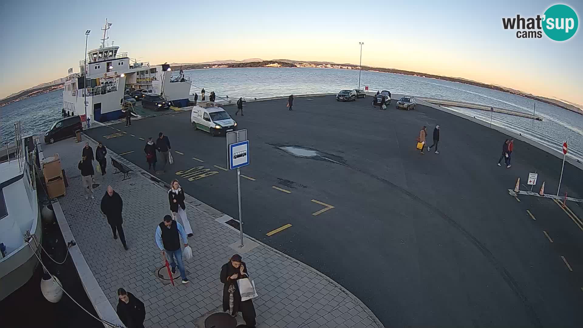 Tkon u živo – trajekt – Dalmacija