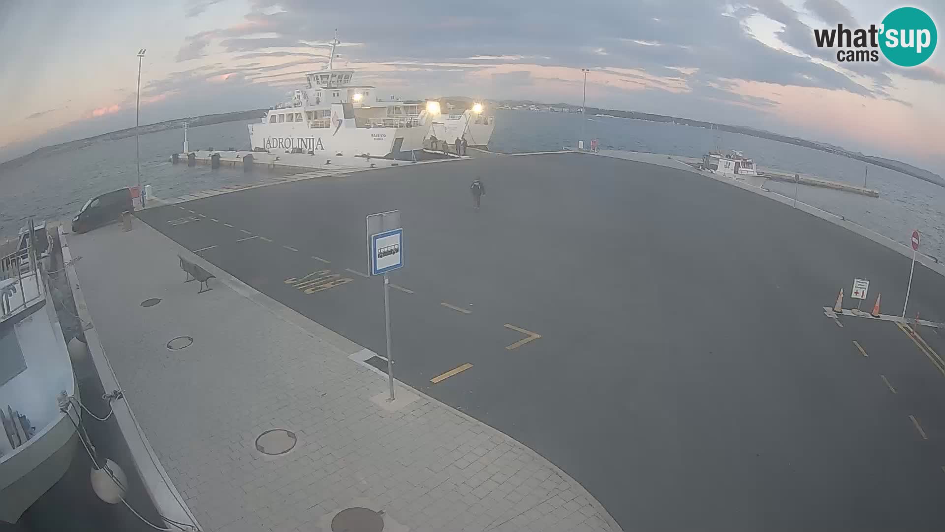 Tkon u živo – trajekt – Dalmacija