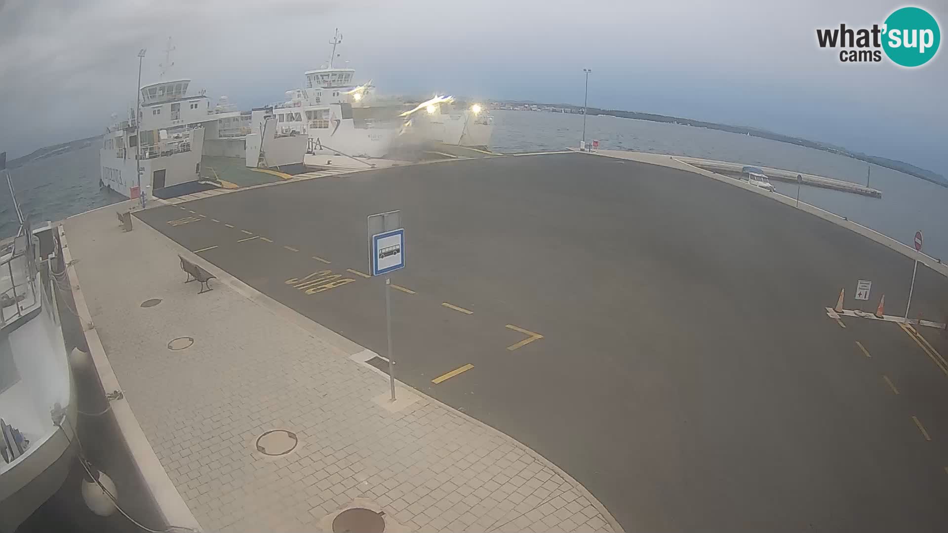 Tkon u živo – trajekt – Dalmacija