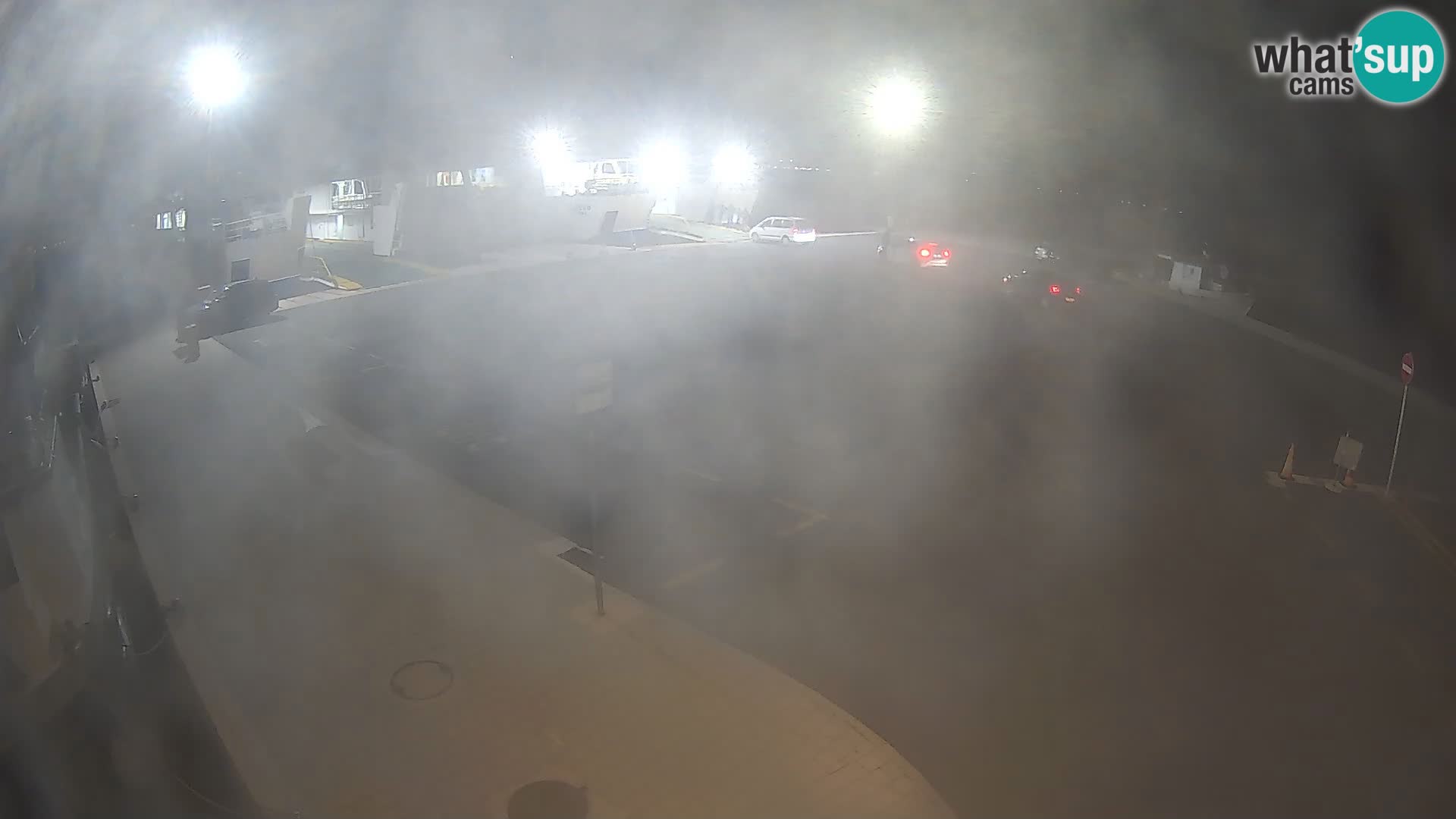 Tkon v živo – trajekt – Dalmacija – Hrvaška