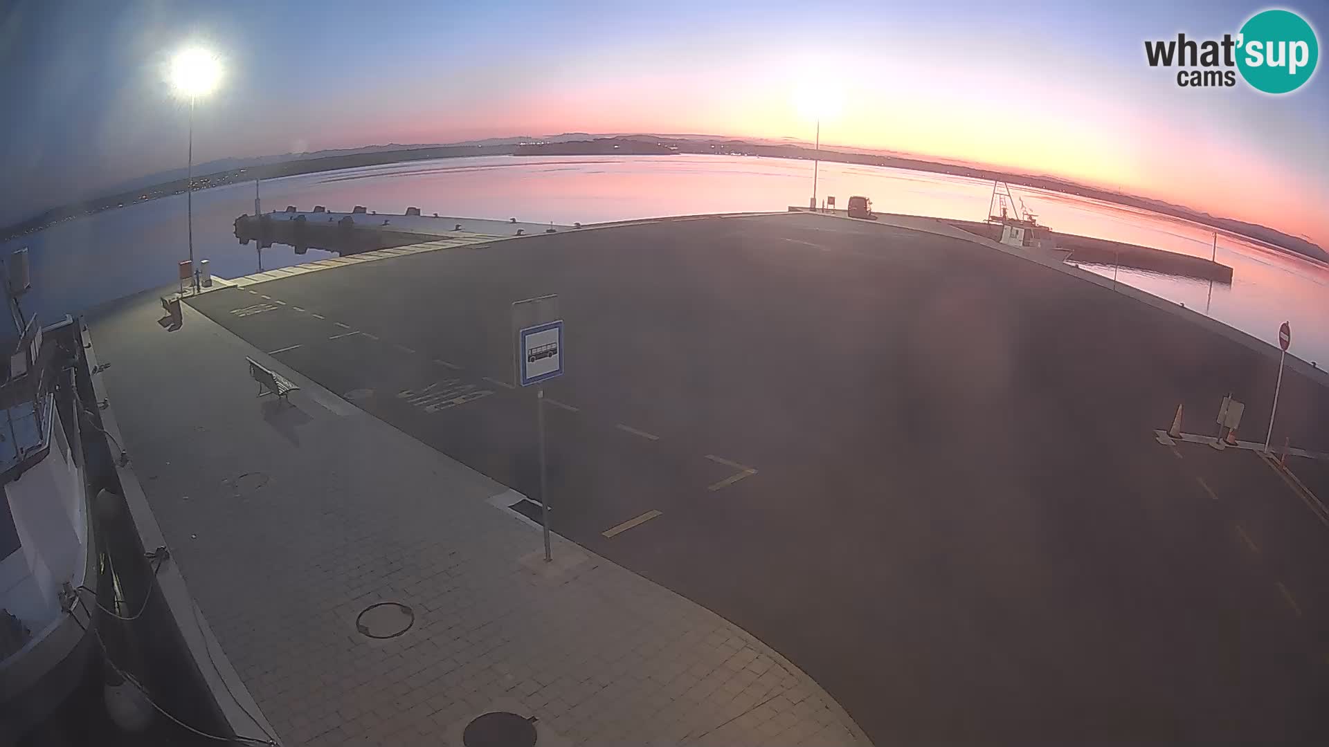 Tkon u živo – trajekt – Dalmacija